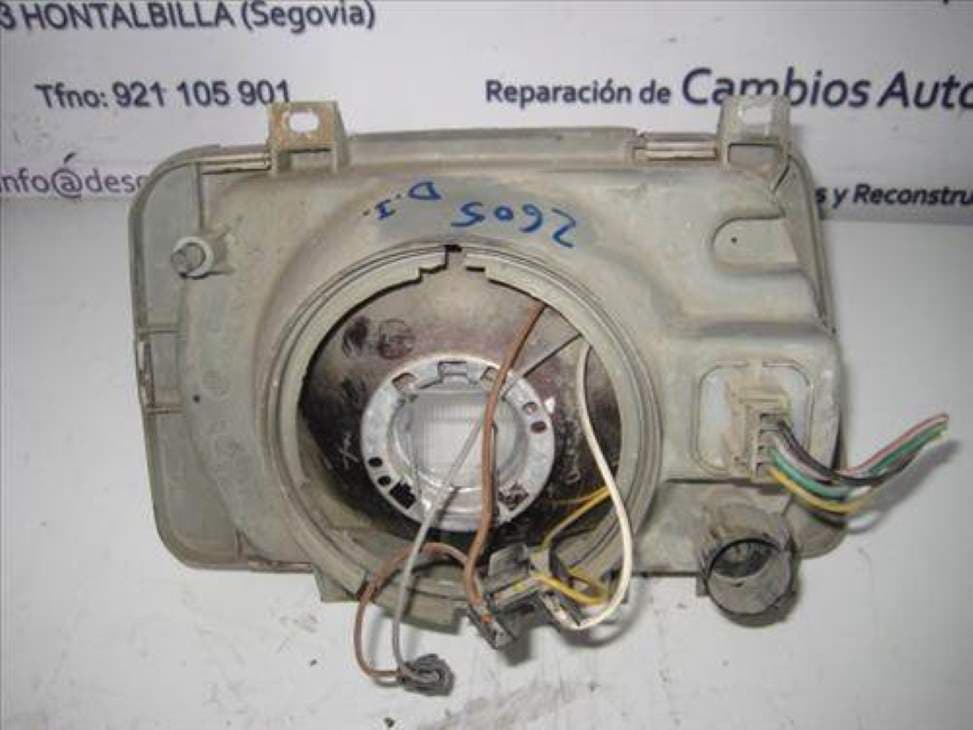 Faro izquierdo SEAT IBIZA (6K) 2