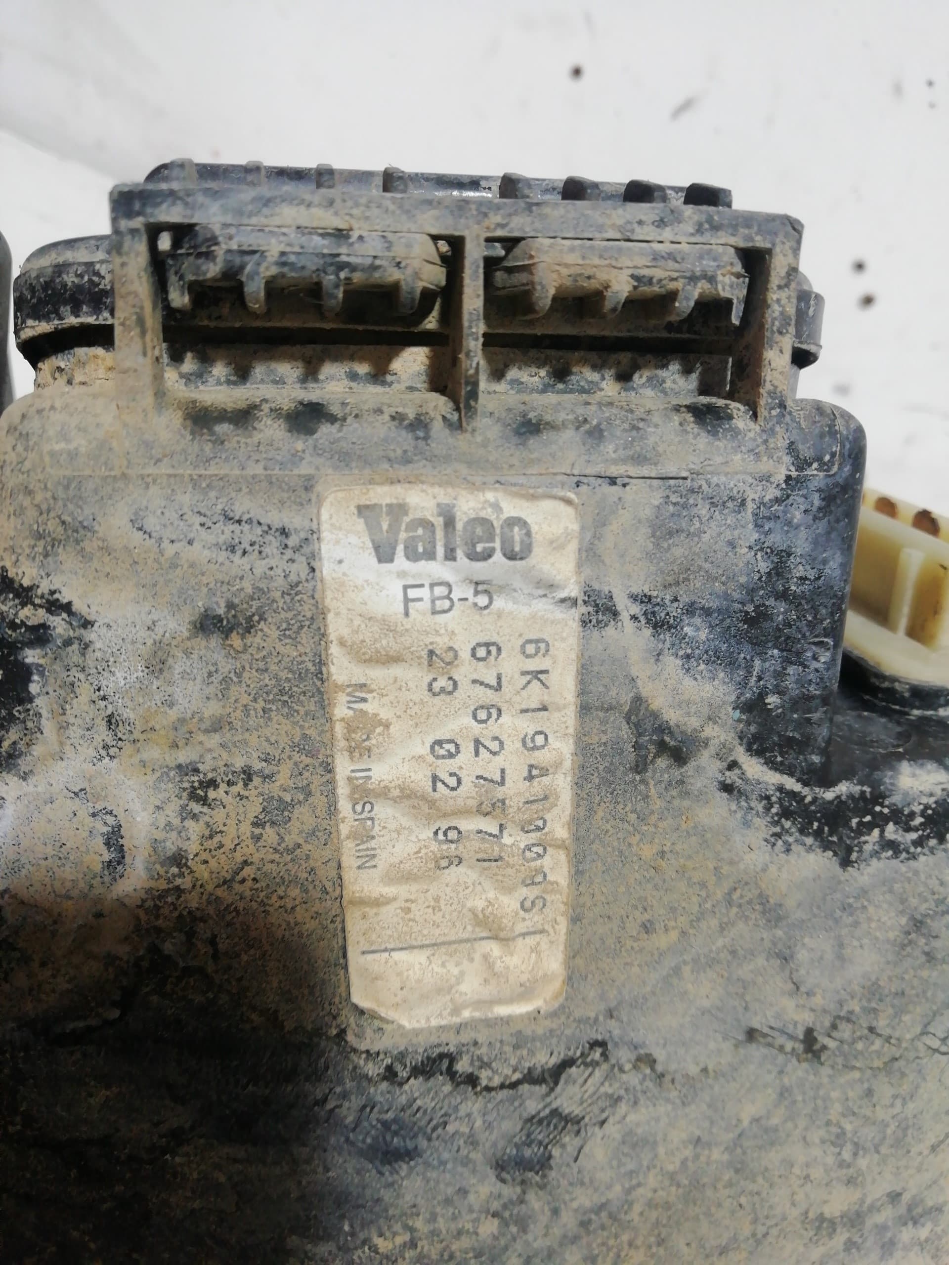 Faro derecho SEAT INCA (6K9) 2