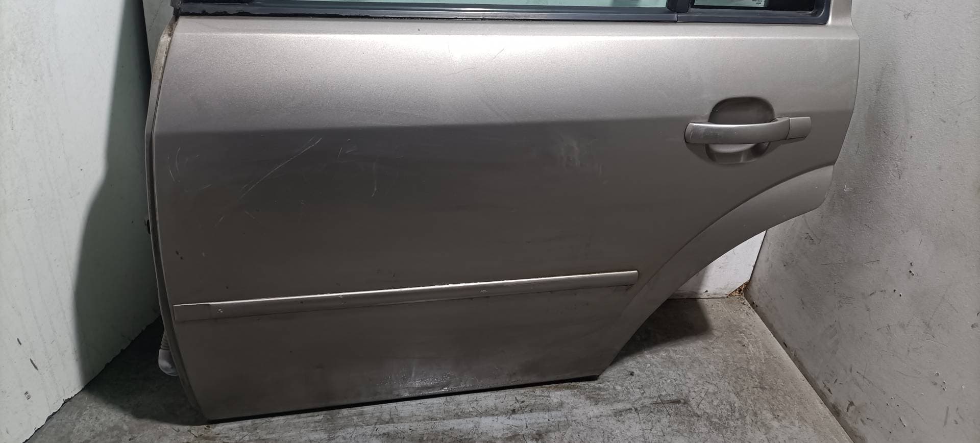 Puerta trasera izquierda FORD MONDEO BERLINA (GD) 3