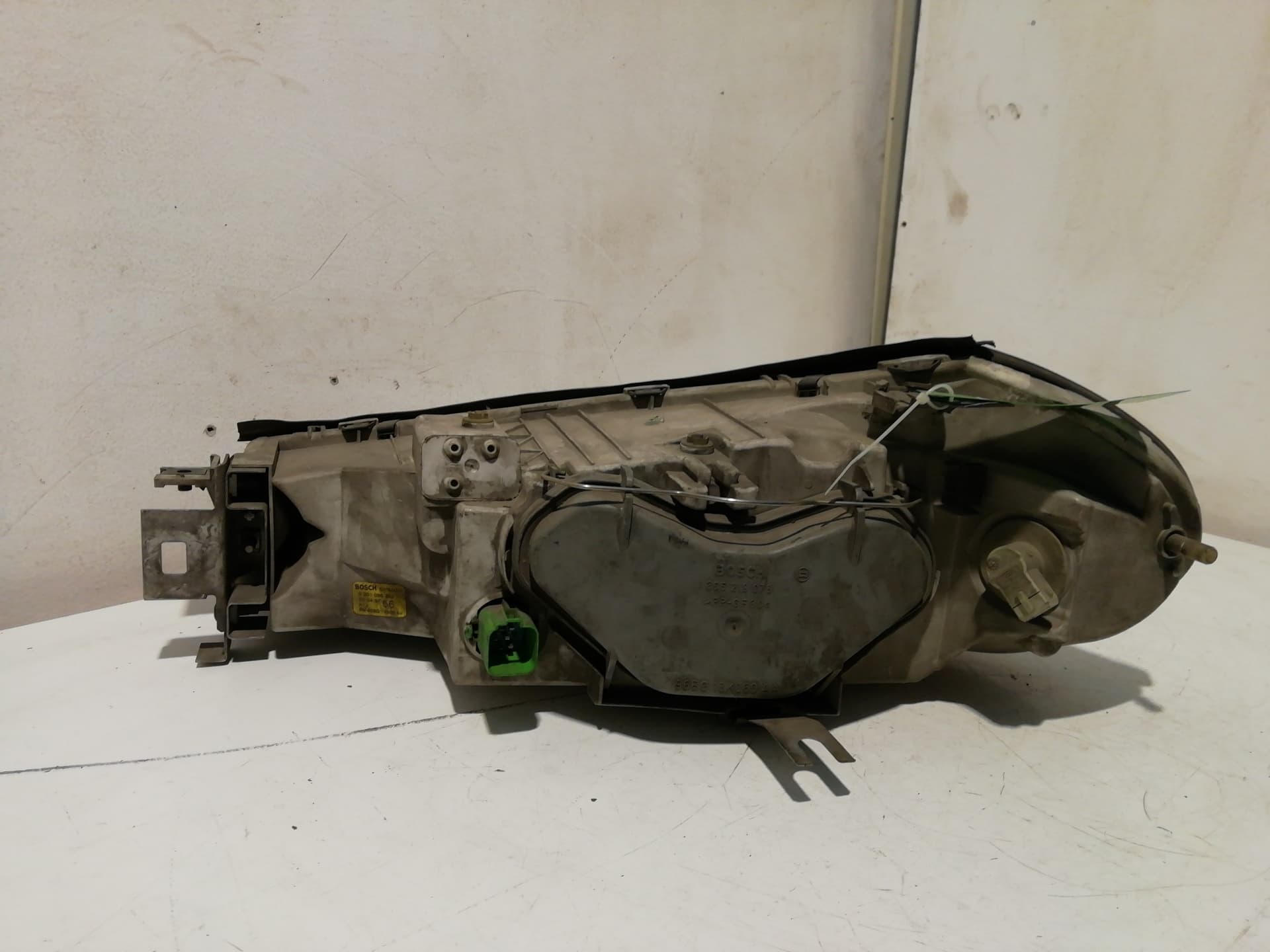 Faro derecho FORD MONDEO BERLINA (GD) 2