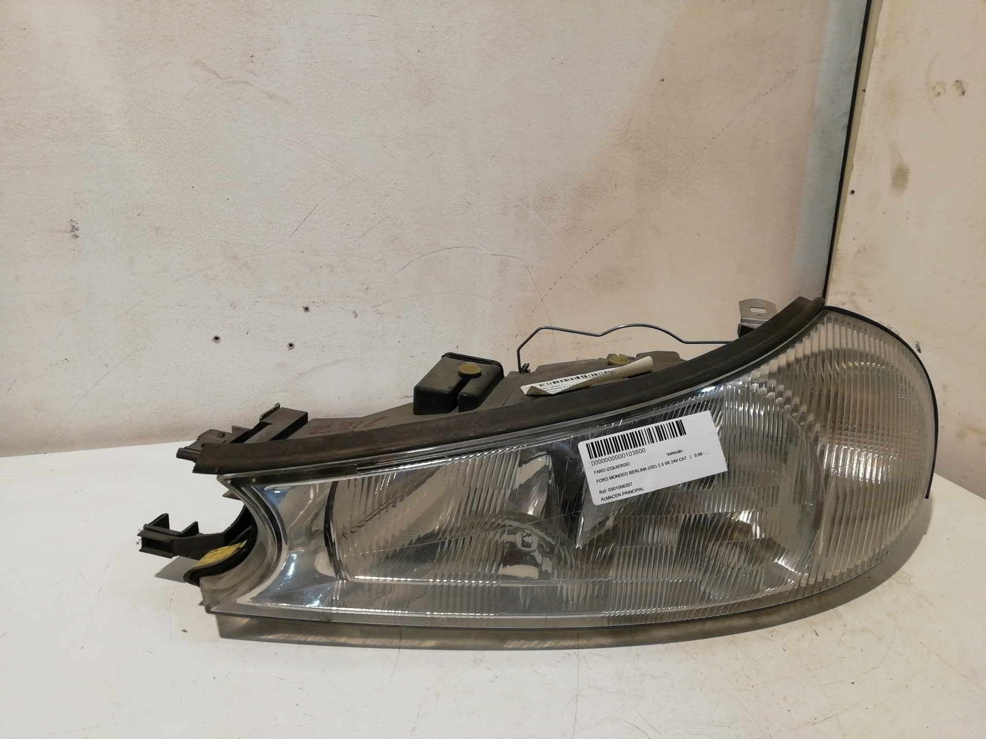 Faro izquierdo FORD MONDEO BERLINA (GD)