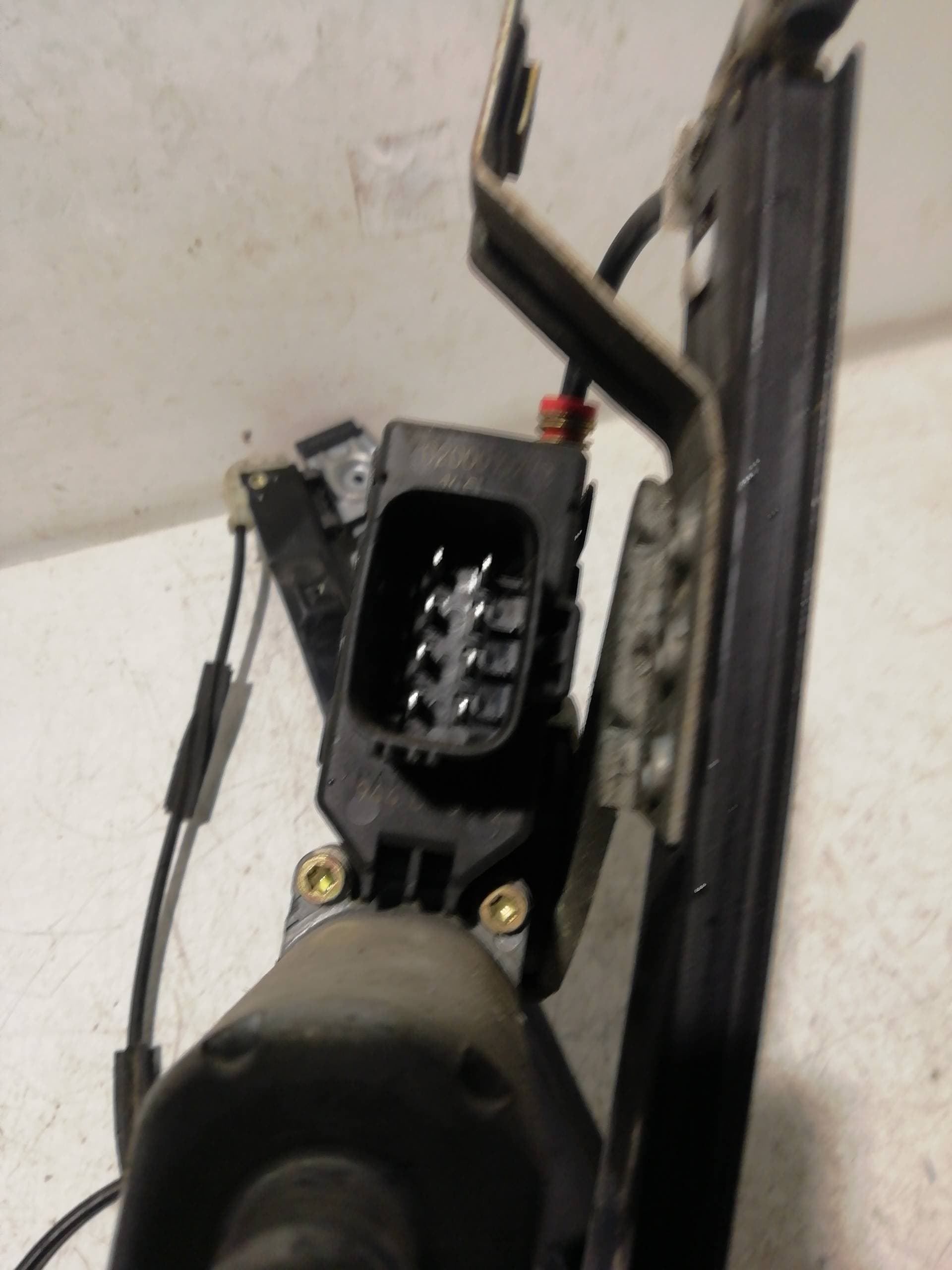 Elevalunas delantero derecho FORD MONDEO BERLINA (GD) 2