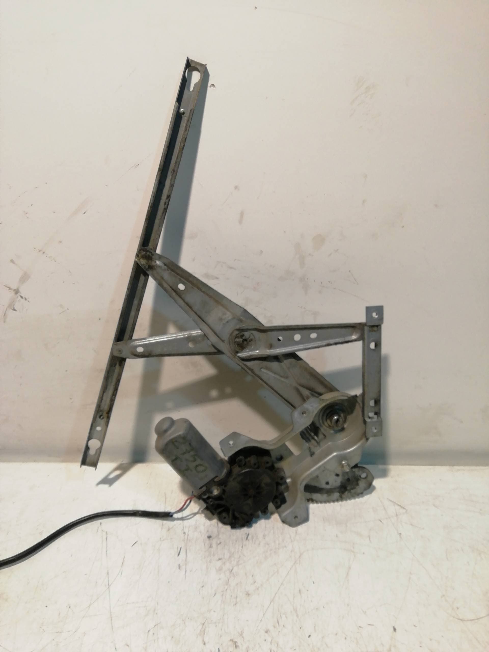 Elevalunas trasero izquierdo HONDA CIVIC BERLINA (EG/EH) 4