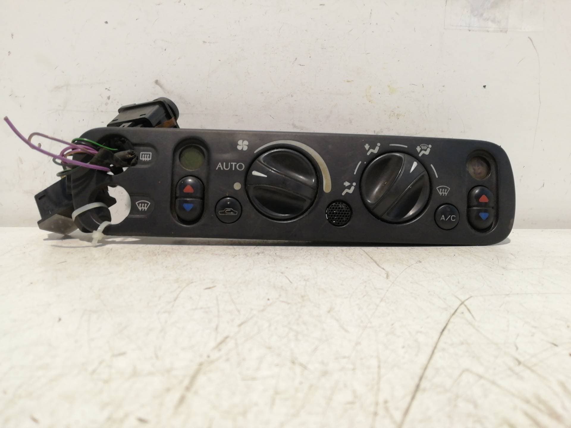 Mando climatizador FORD SCORPIO