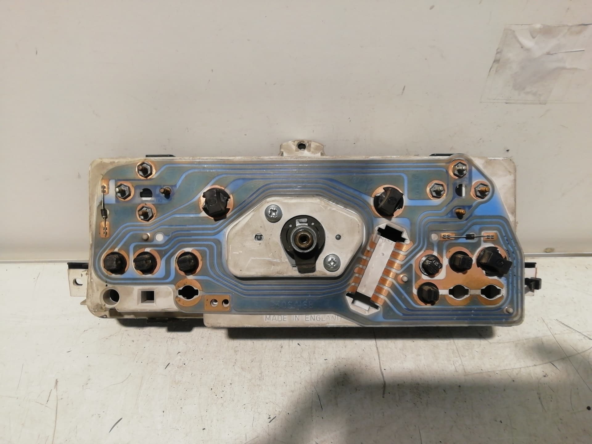 Cuadro instrumentos OPEL CORSA A 2