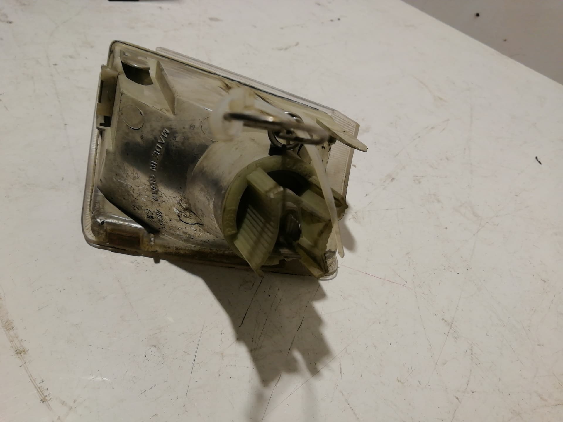 Recambio OPEL CORSA A ref. 90398232 2