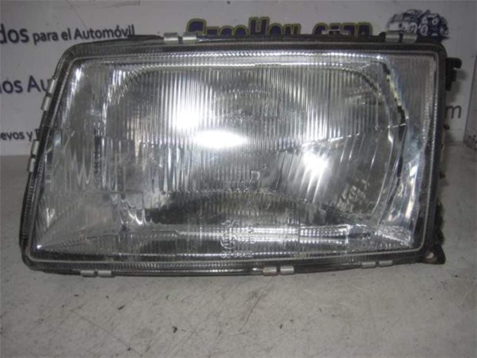Faro izquierdo AUDI 100 AVANT (445) 3