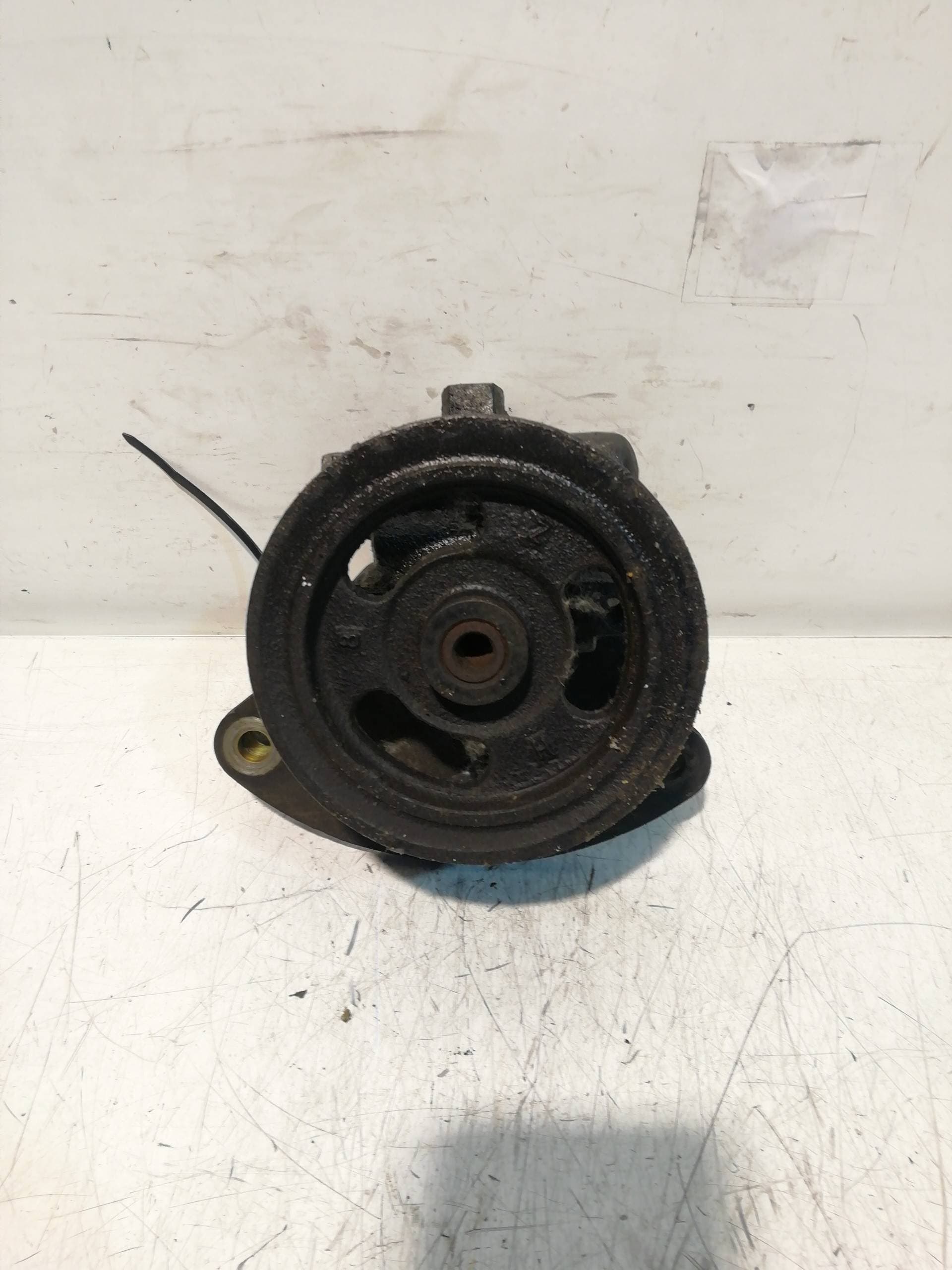 Bomba direccion OPEL CORSA B 3