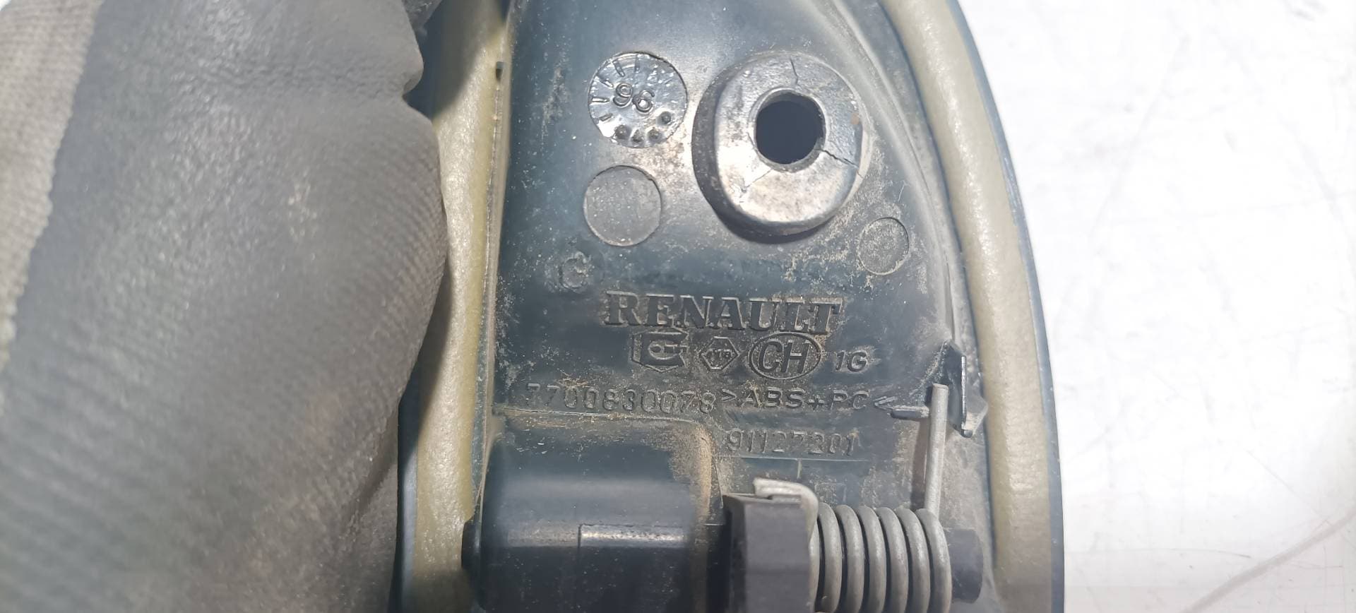 Maneta interior delantera izquierda RENAULT MEGANE I CLASSIC (LA0) 2