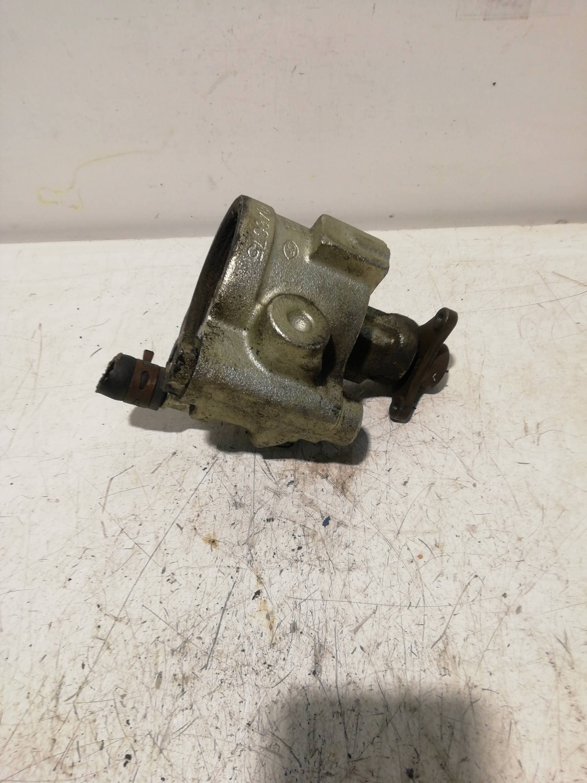 Bomba direccion RENAULT MEGANE I CLASSIC (LA0) 4