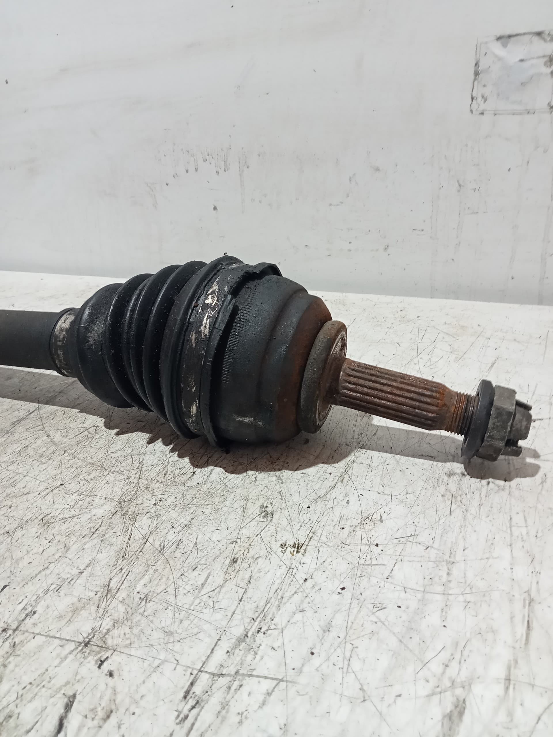 Transmision delantera izquierda RENAULT MEGANE I CLASSIC (LA0) 4