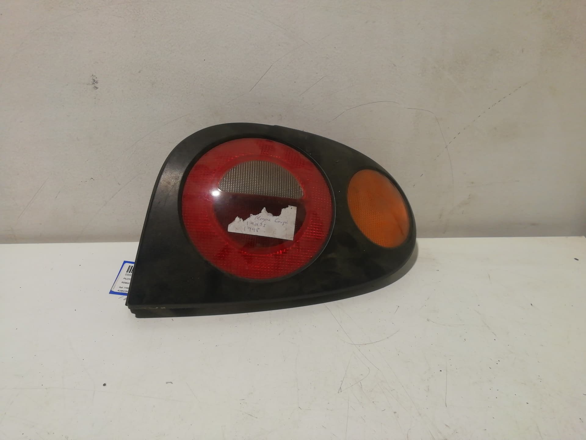 Piloto trasero derecho RENAULT MEGANE I CLASSIC (LA0)