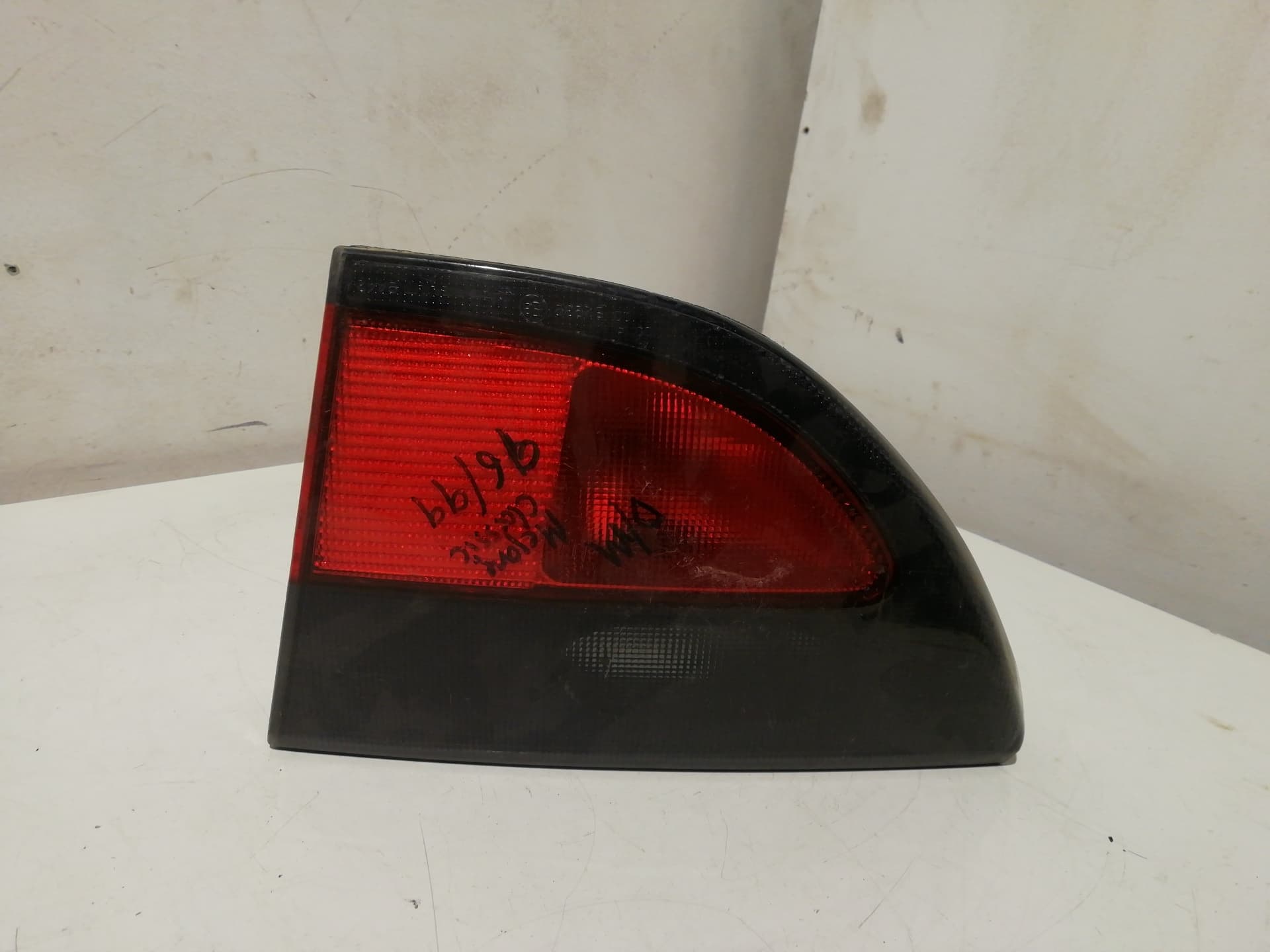 Piloto trasero derecho RENAULT MEGANE I CLASSIC (LA0)