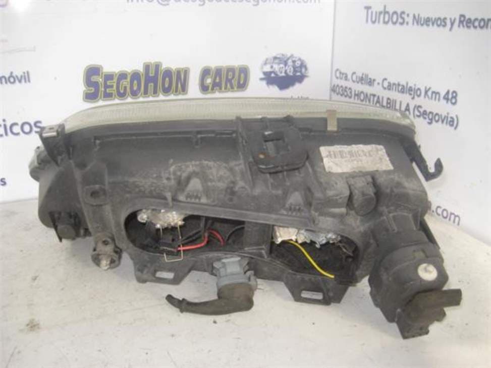 Faro derecho RENAULT MEGANE I CLASSIC (LA0) 2