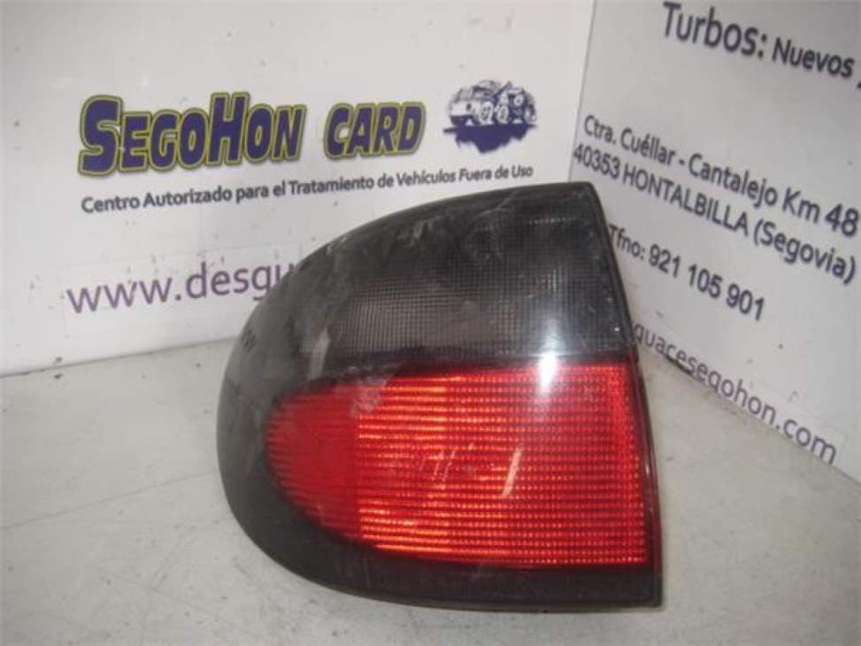 Piloto trasero izquierdo RENAULT MEGANE I CLASSIC (LA0)