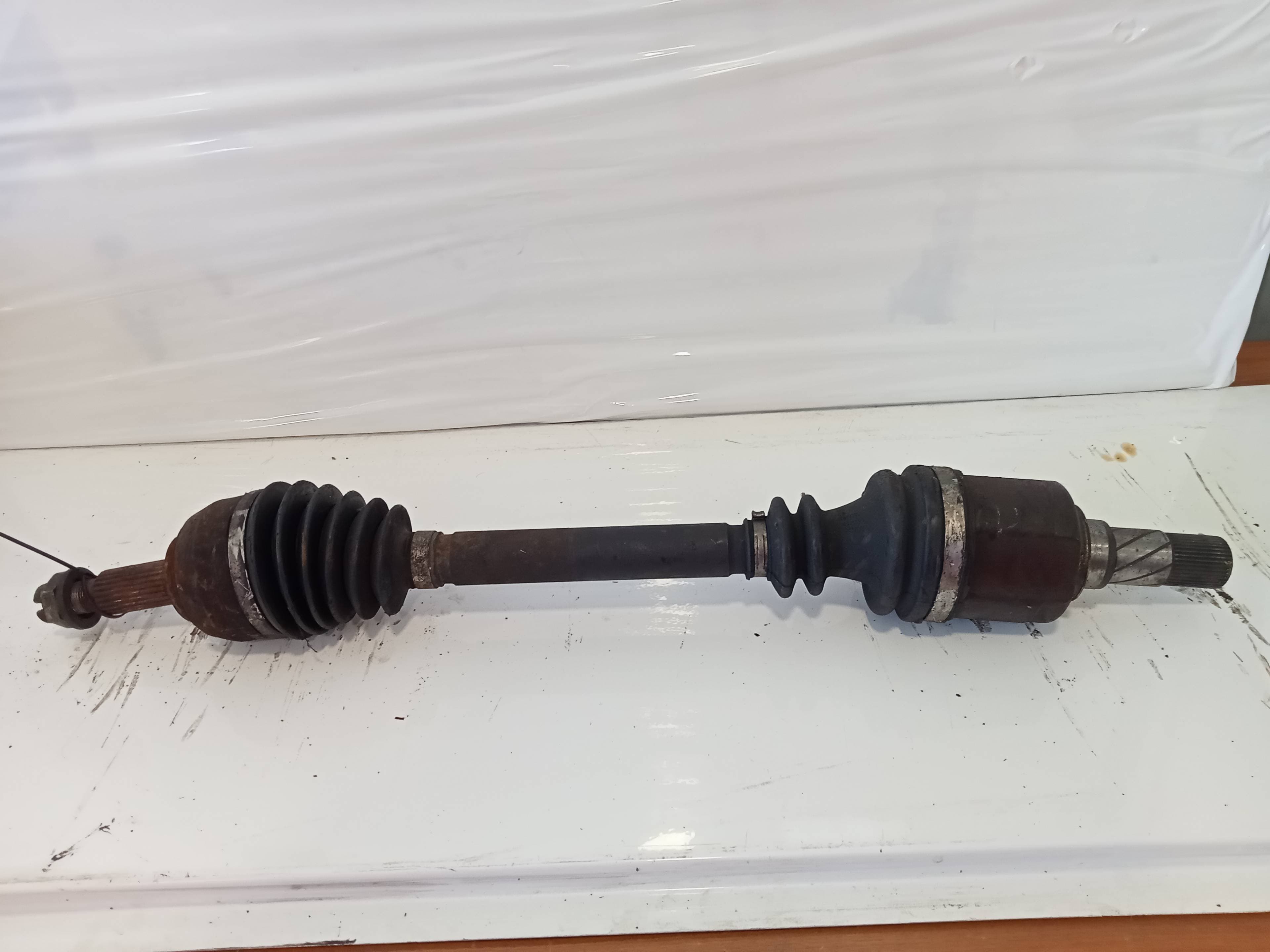 Transmision delantera izquierda RENAULT MEGANE I CLASSIC (LA0)
