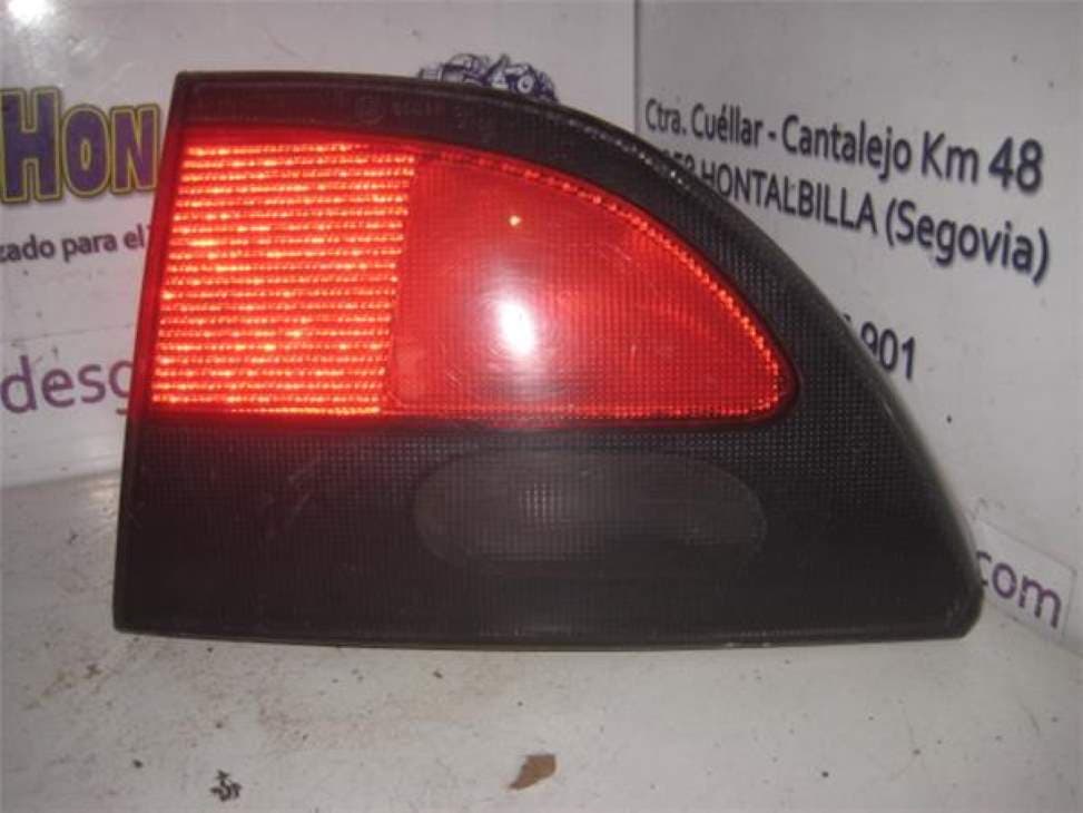 Piloto trasero derecho RENAULT MEGANE I CLASSIC (LA0)