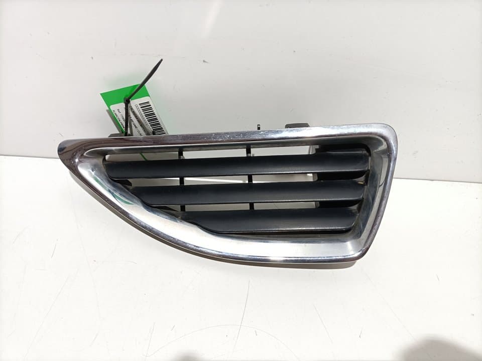 Rejilla delantera RENAULT MEGANE I CLASSIC (LA0)
