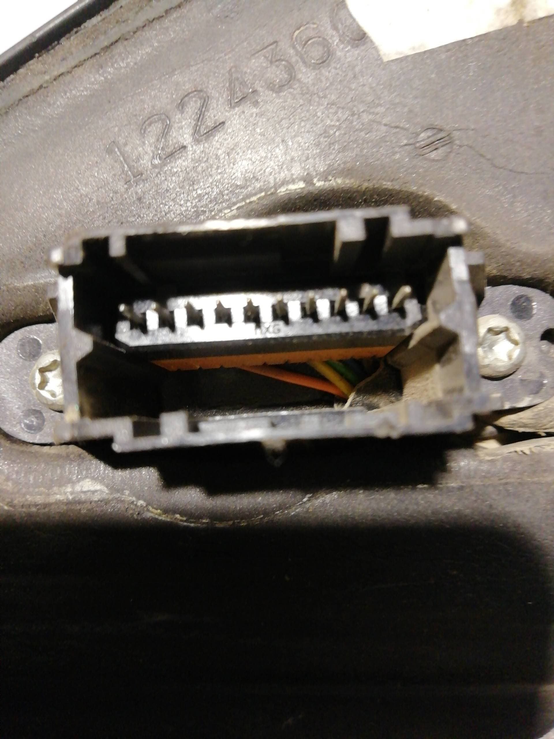 Retrovisor izquierdo RENAULT MEGANE I CLASSIC (LA0) 3
