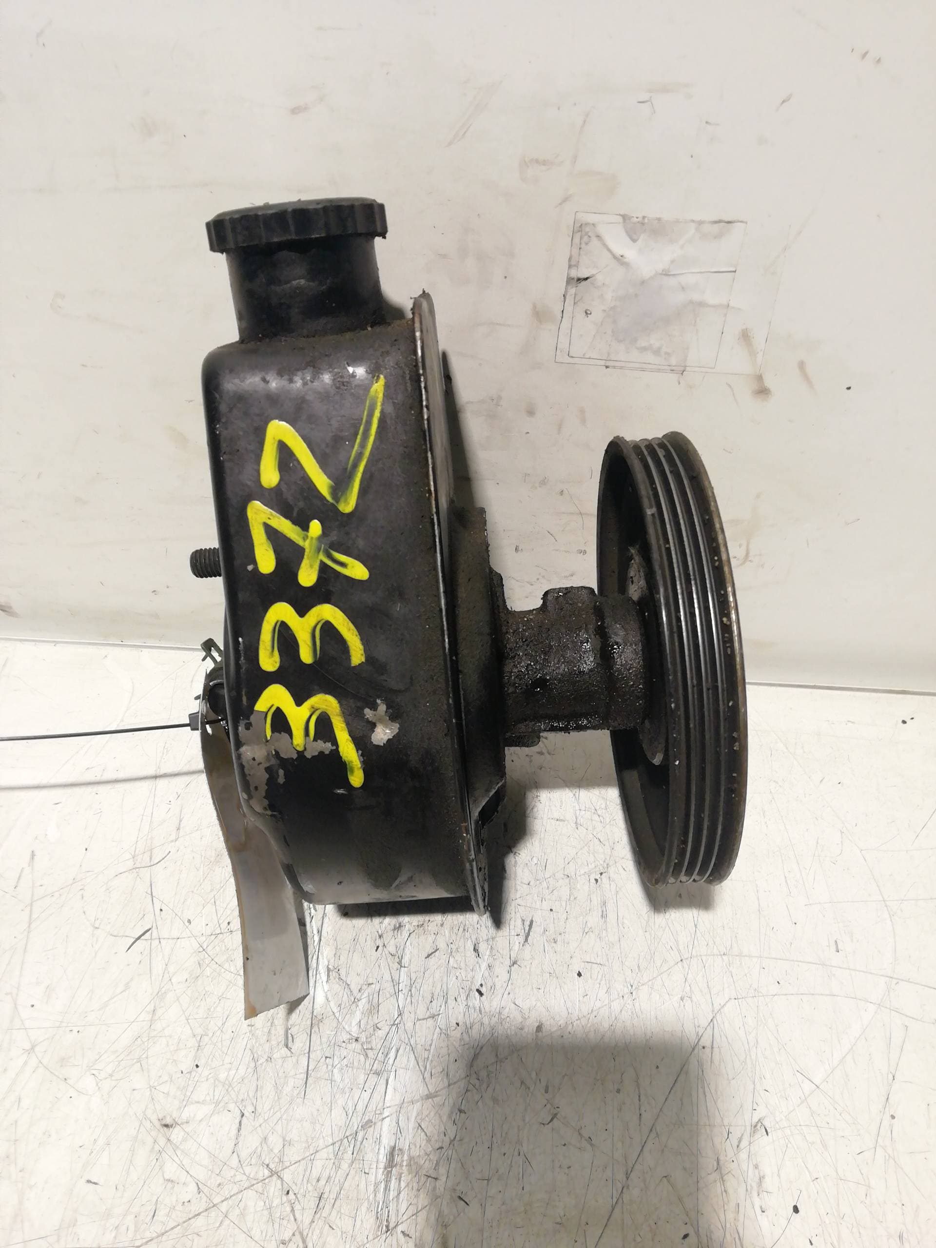 Bomba direccion RENAULT MEGANE I CLASSIC (LA0)