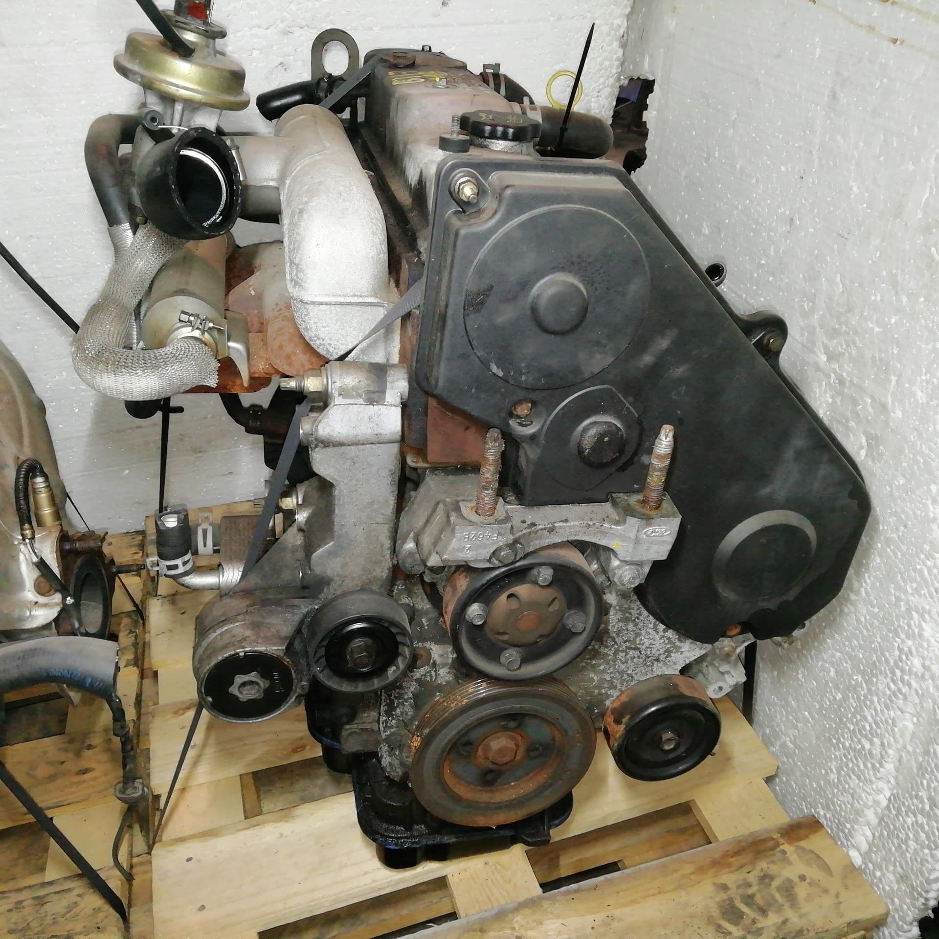Motor completo FORD FOCUS BERLINA (CAK)