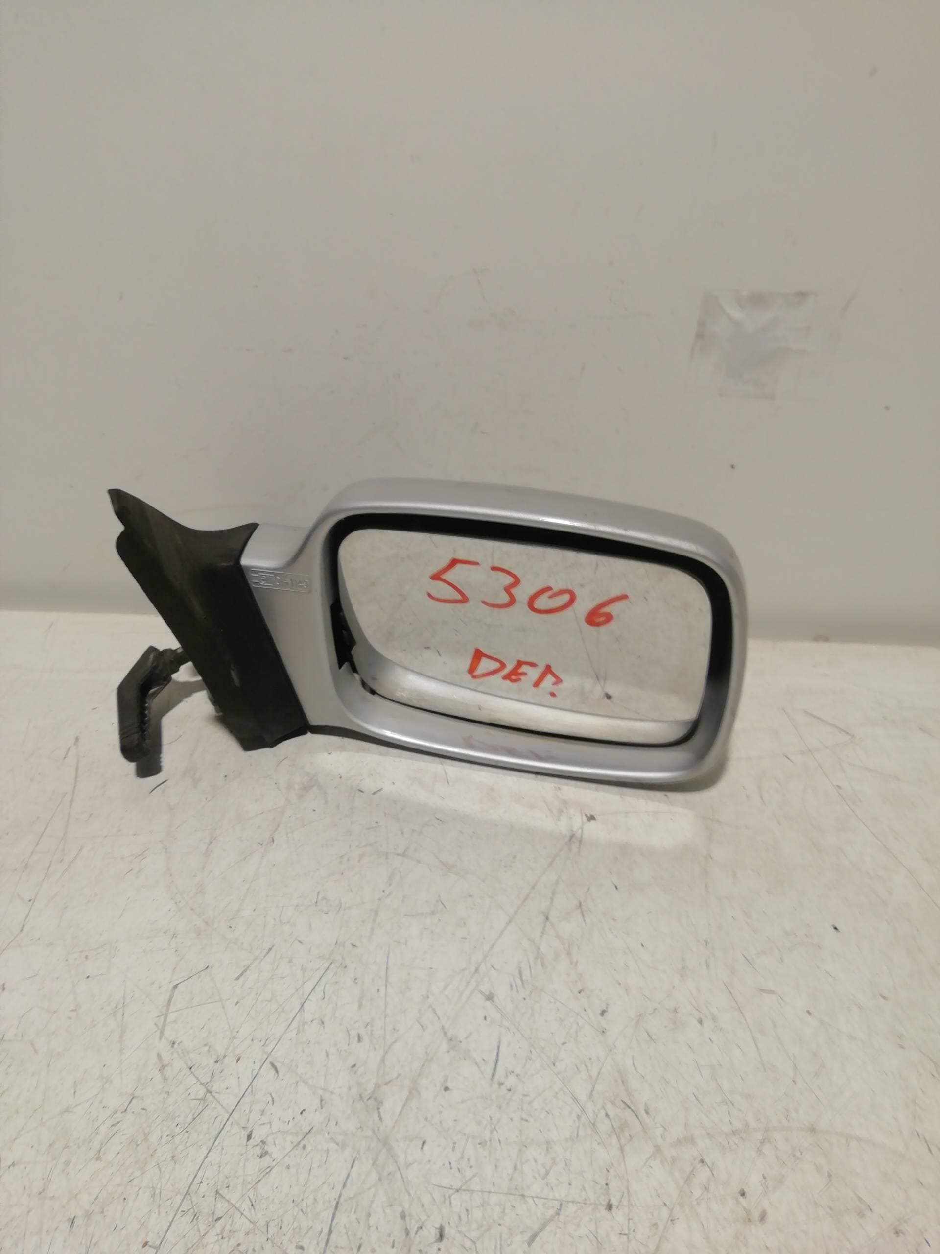 Retrovisor derecho FORD ESCORT BERL./TURN./CAB./EXPRESS
