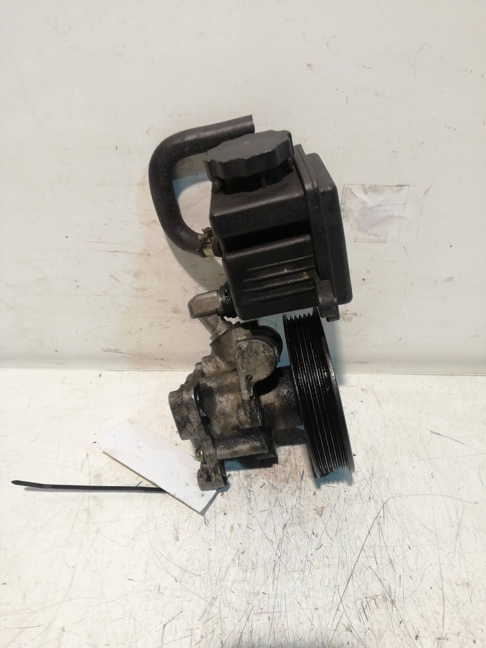 Bomba direccion MERCEDES-BENZ CLASE C (W202) BERLINA 4