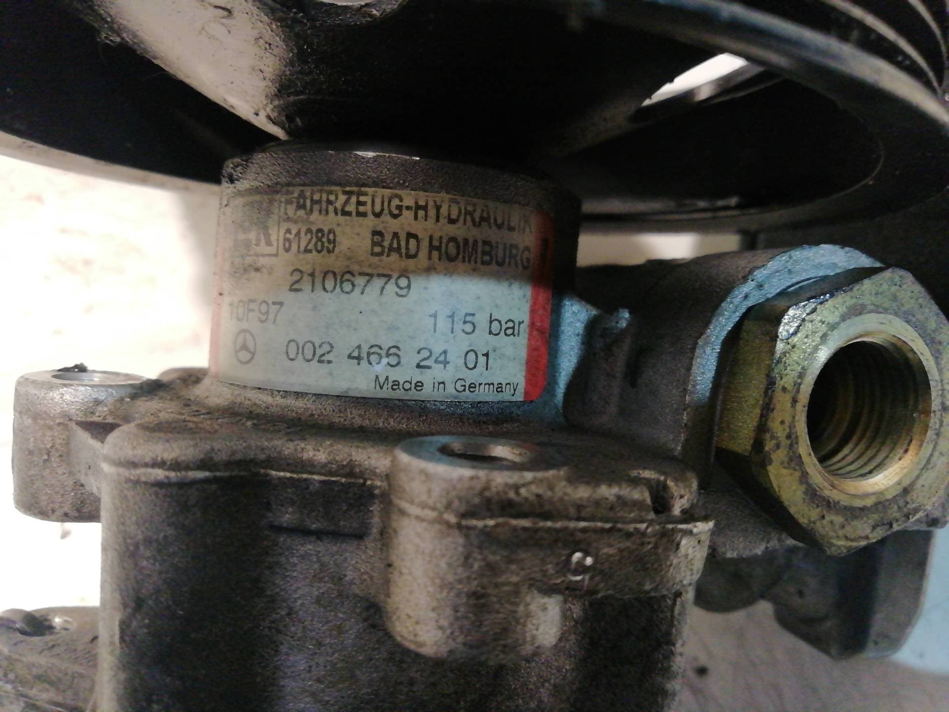 Bomba direccion MERCEDES-BENZ CLASE C (W202) BERLINA 2