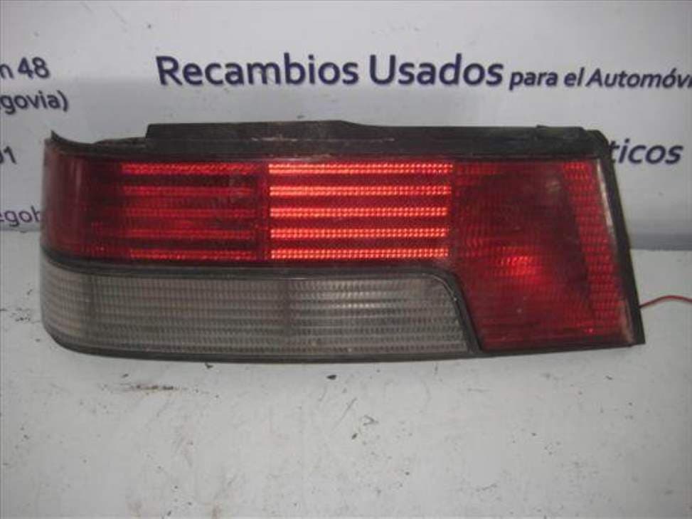 Piloto trasero izquierdo PEUGEOT 405 BERLINA