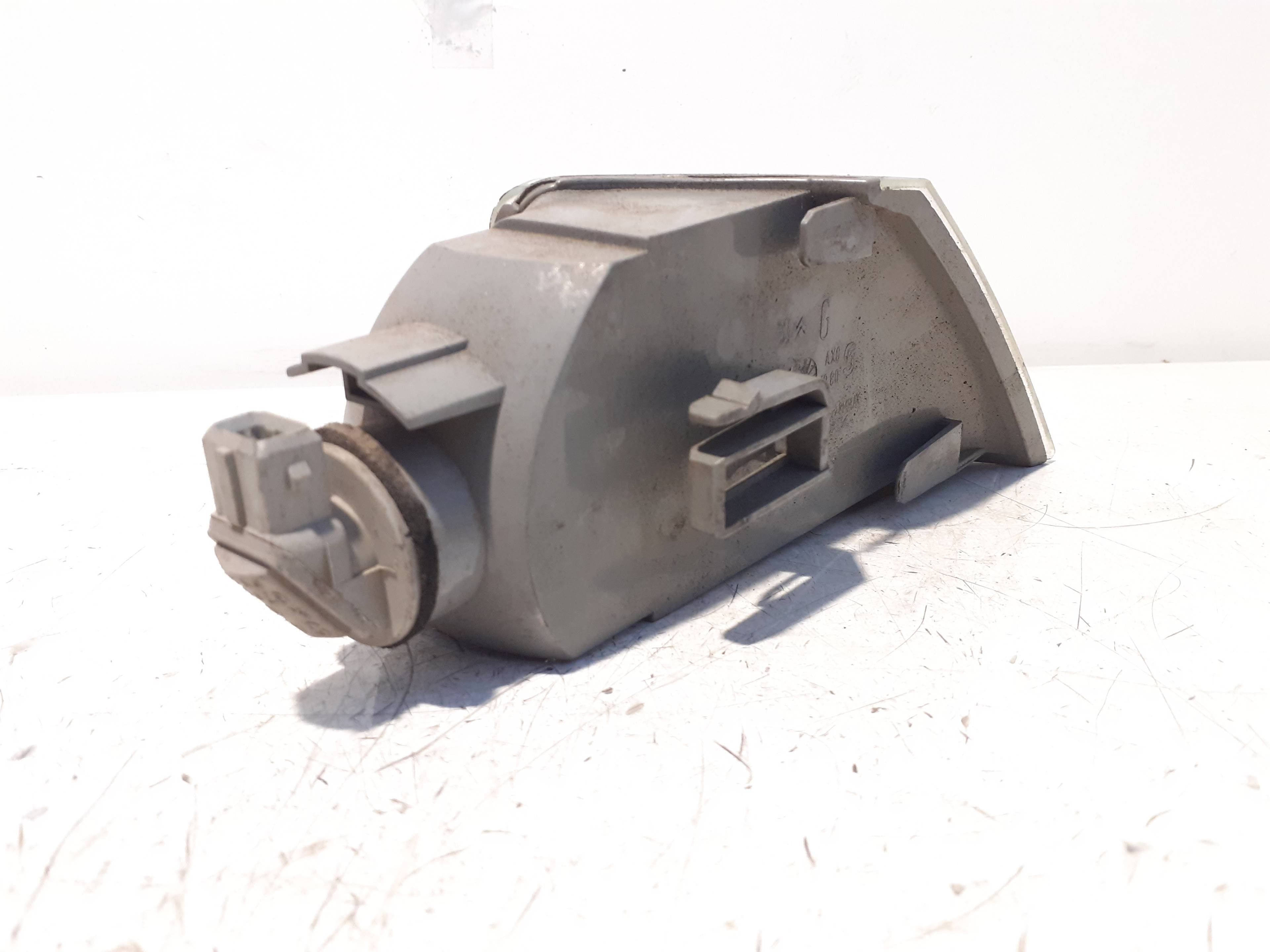 Recambio CITROEN XANTIA BERLINA ref. 085521508L 2