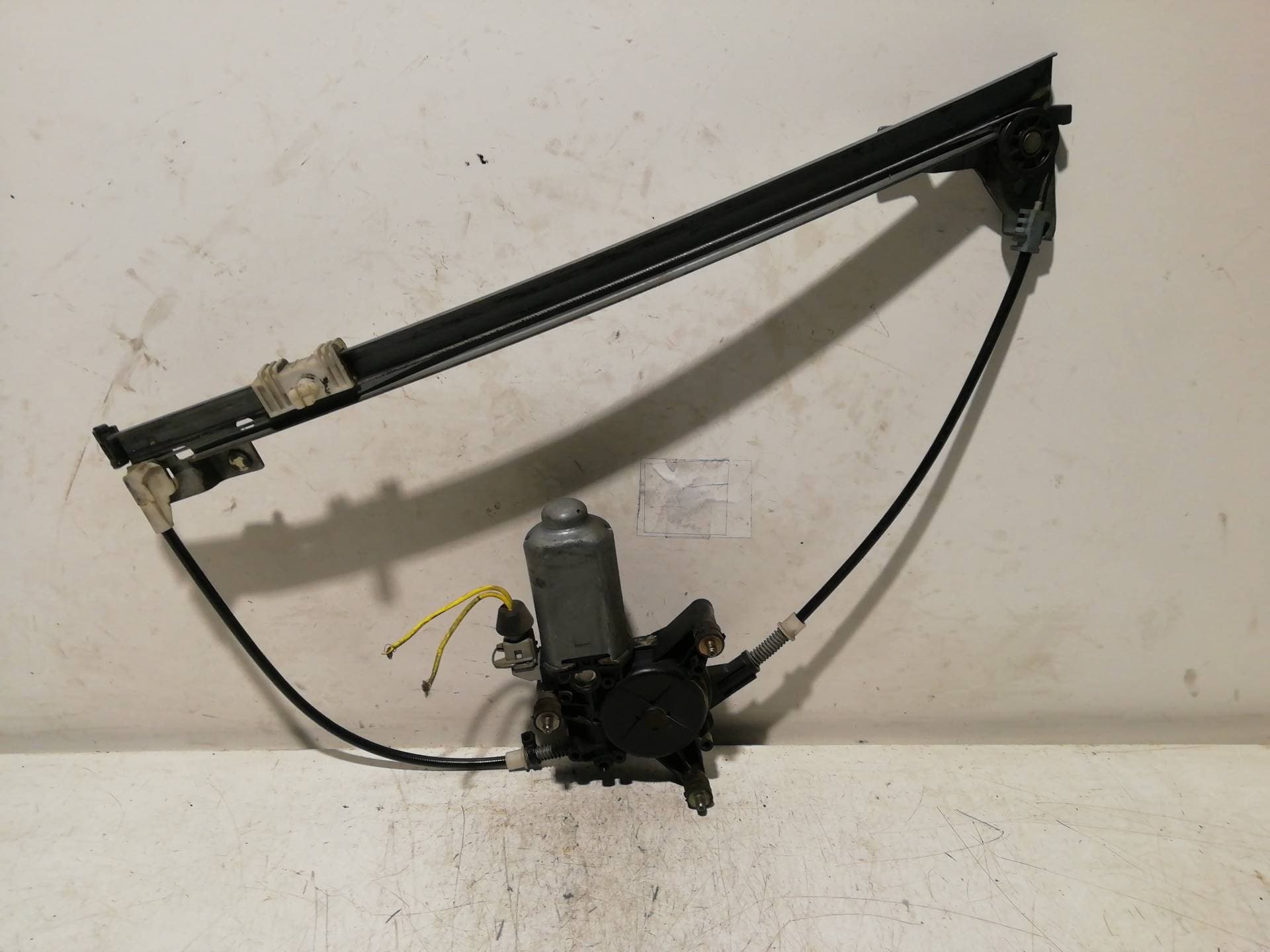 Elevalunas delantero derecho CITROEN XANTIA BERLINA 4