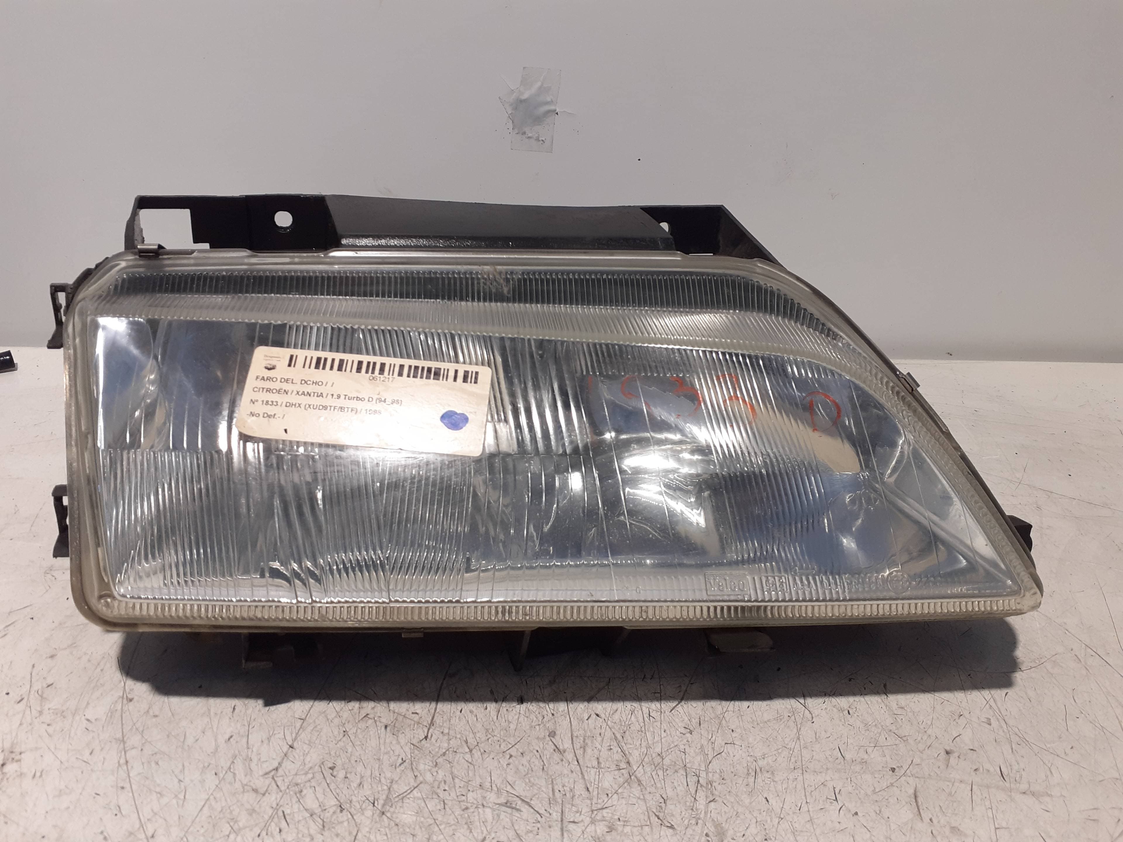 Faro derecho CITROEN XANTIA BERLINA