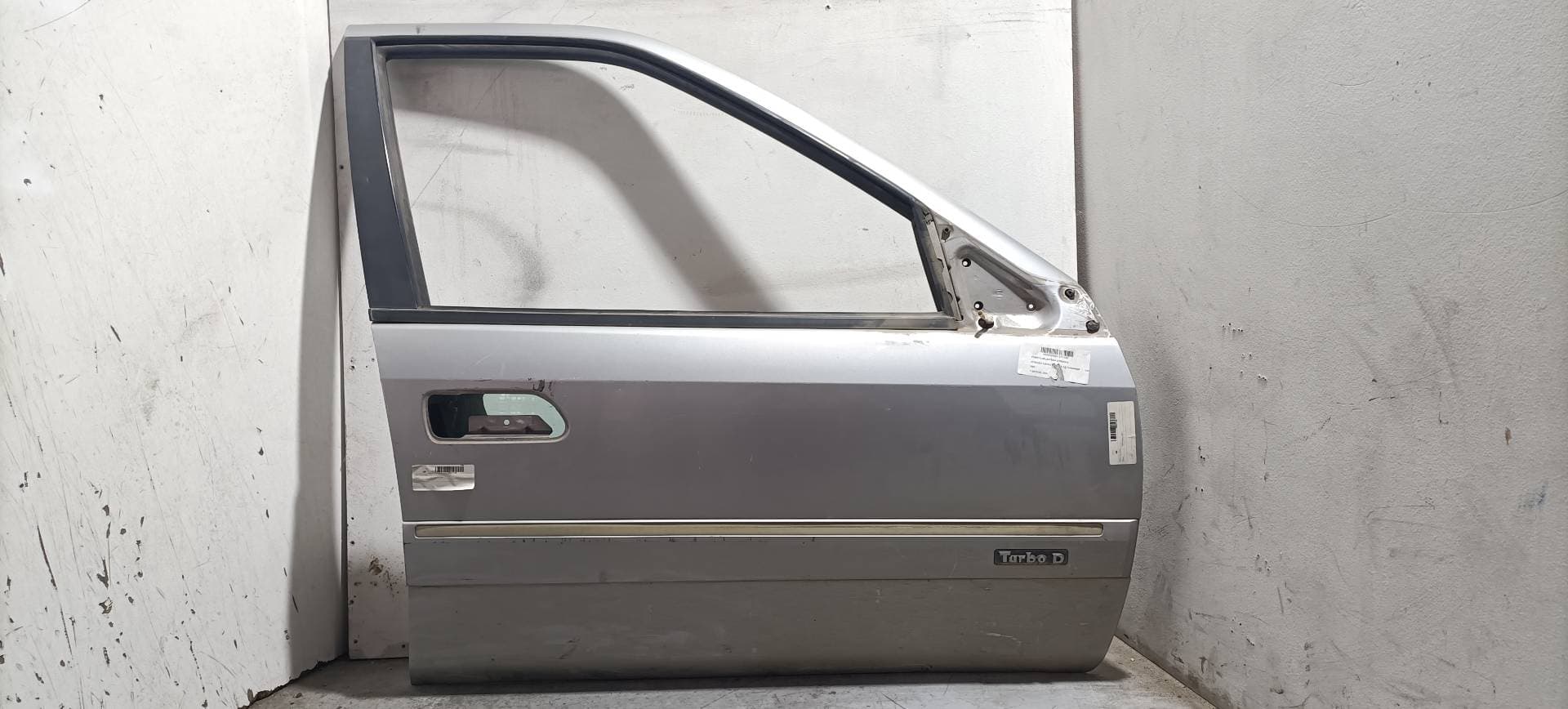Puerta delantera derecha CITROEN XANTIA BERLINA