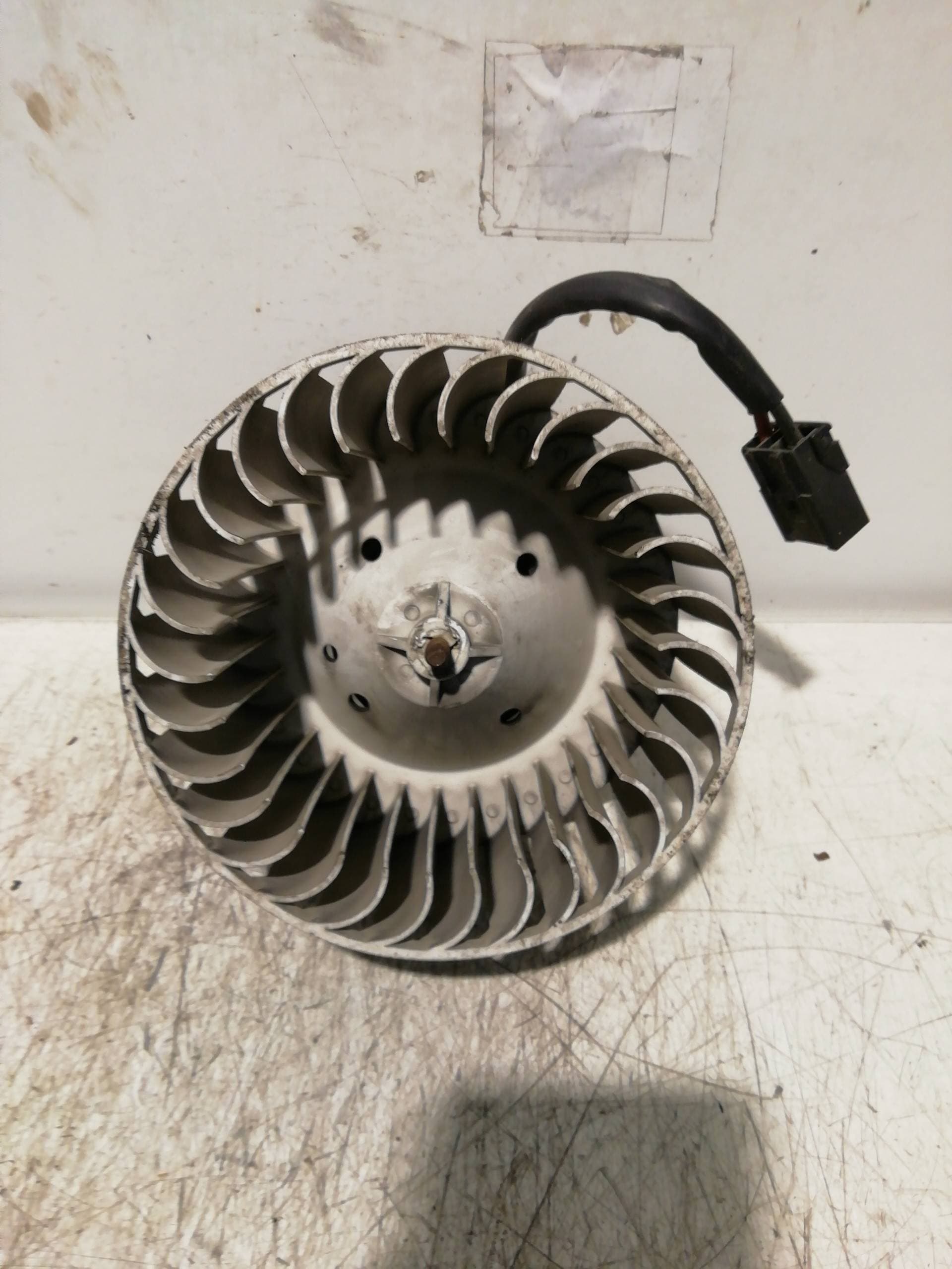 Ventilador calefaccion RENAULT RAPID/EXPRESS (F40)