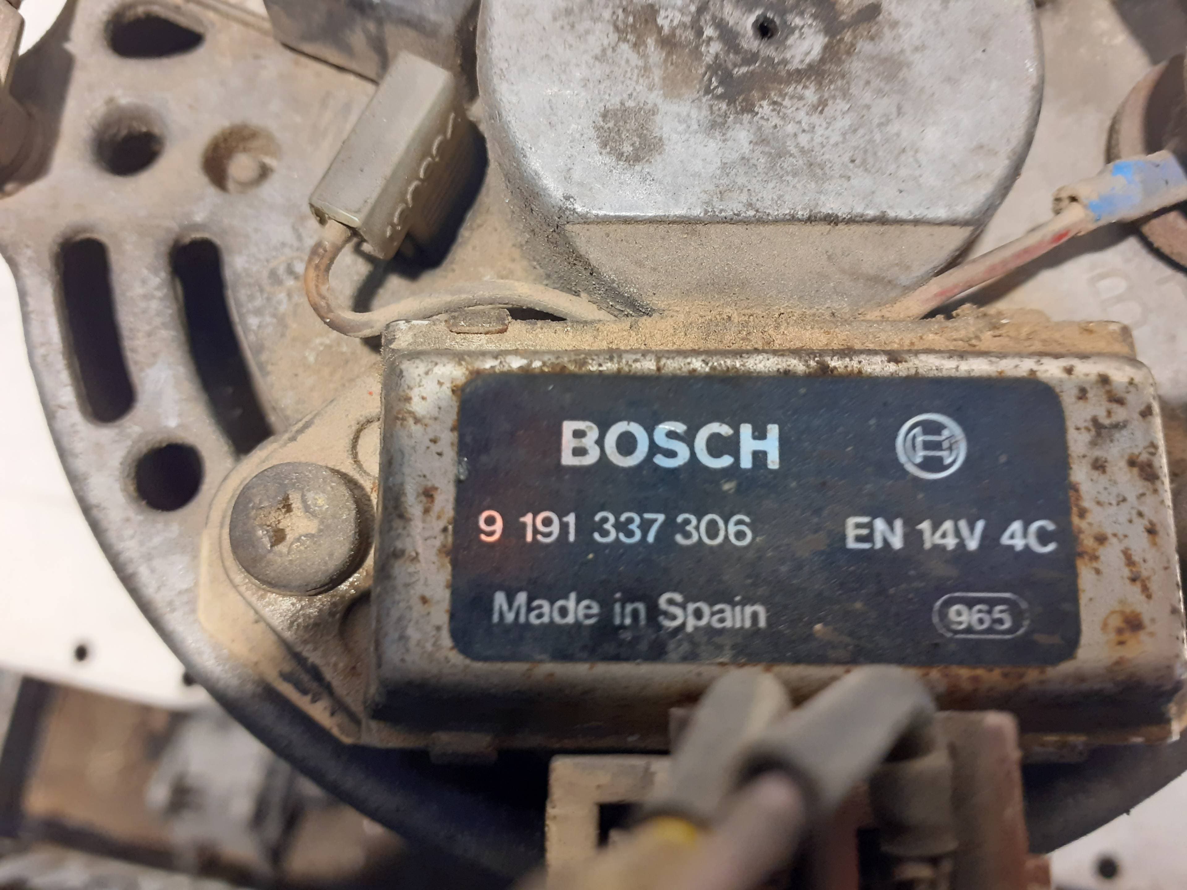 Alternador RENAULT RAPID/EXPRESS (F40) 2