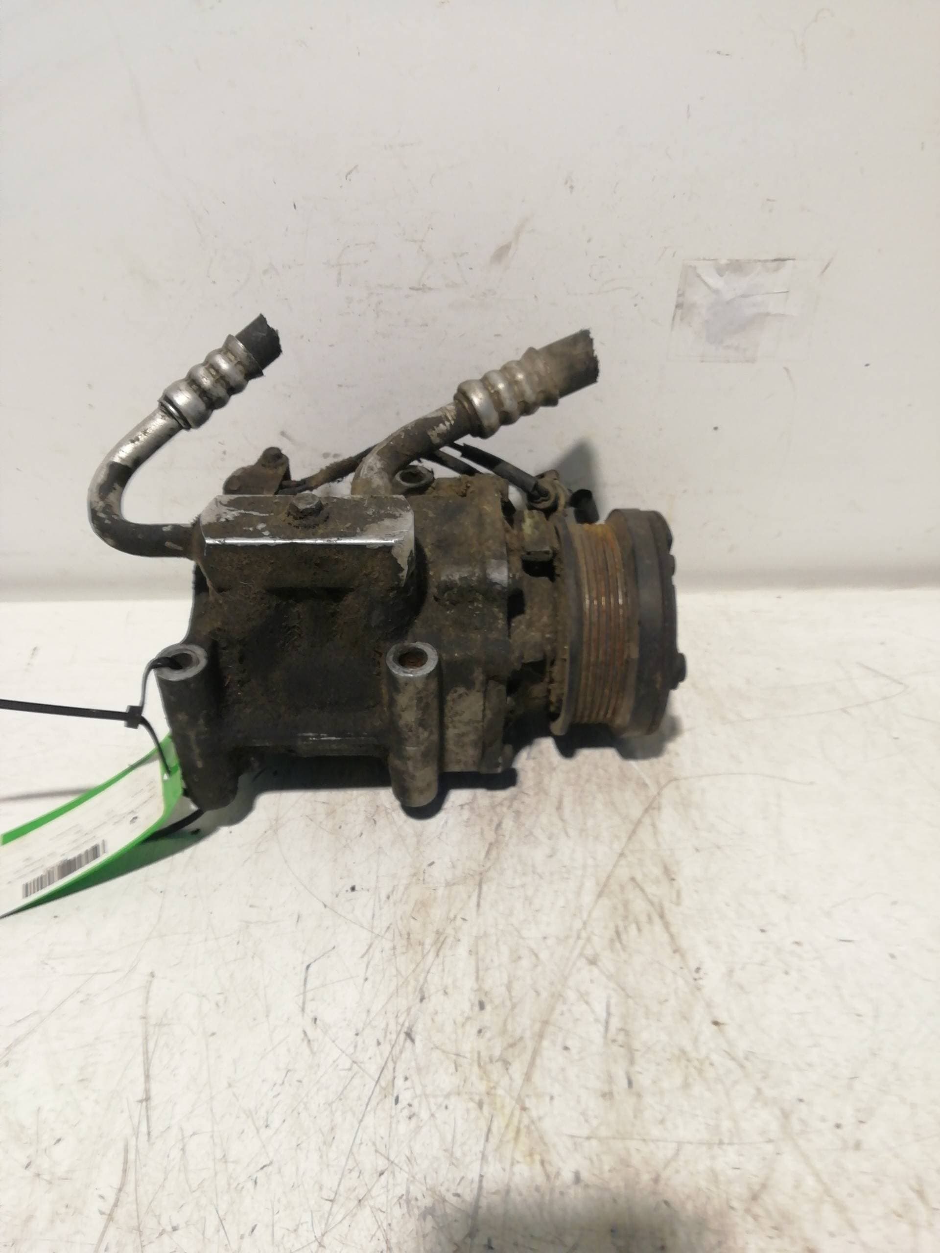 Recambio FORD FOCUS BERLINA (CAK) ref. RFXS4H19D647AB