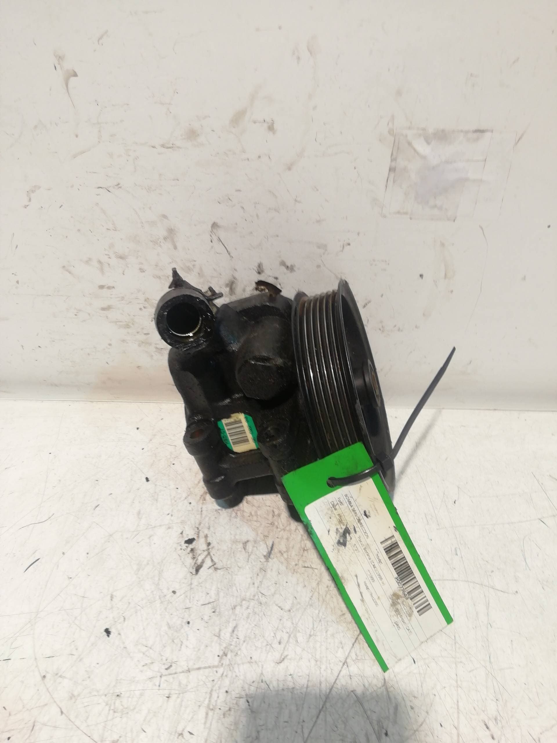 Bomba direccion FORD FOCUS BERLINA (CAK) 4