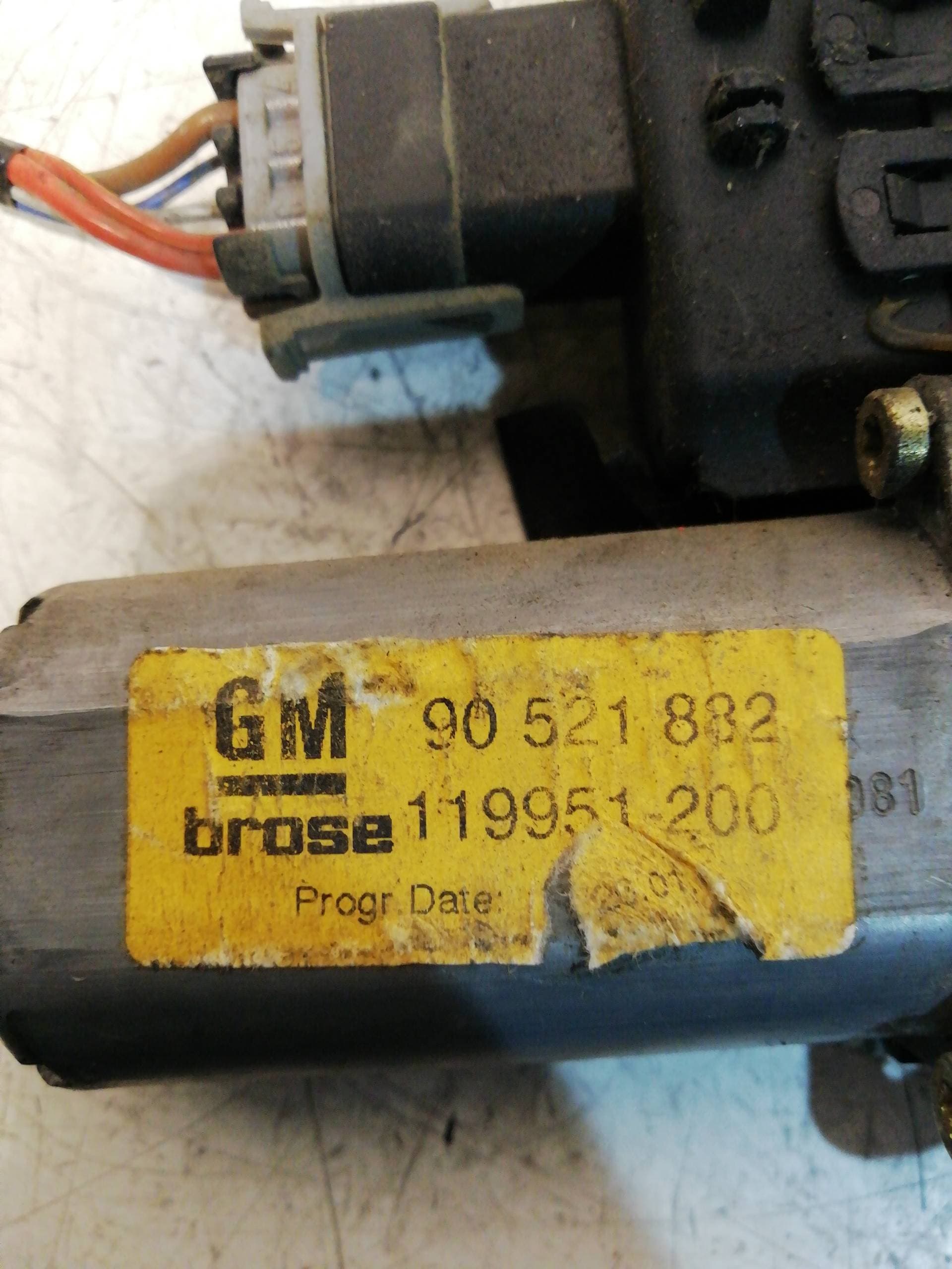 Motor elevalunas delantero derecho OPEL ASTRA G BERLINA 2