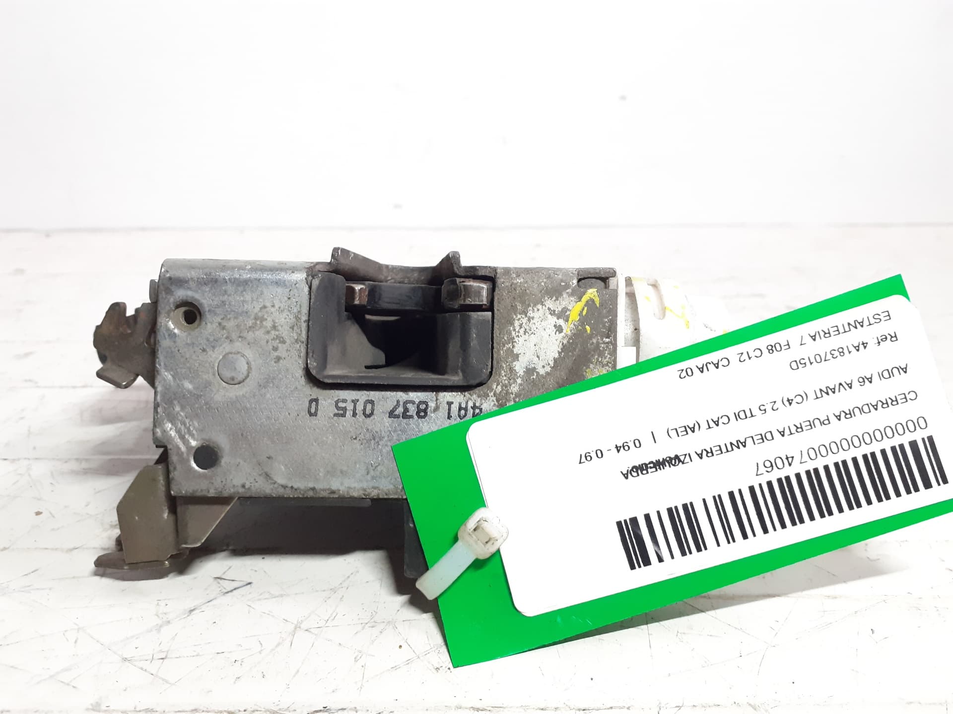 Cerradura puerta delantera izquierda AUDI A6 AVANT (C4) 3