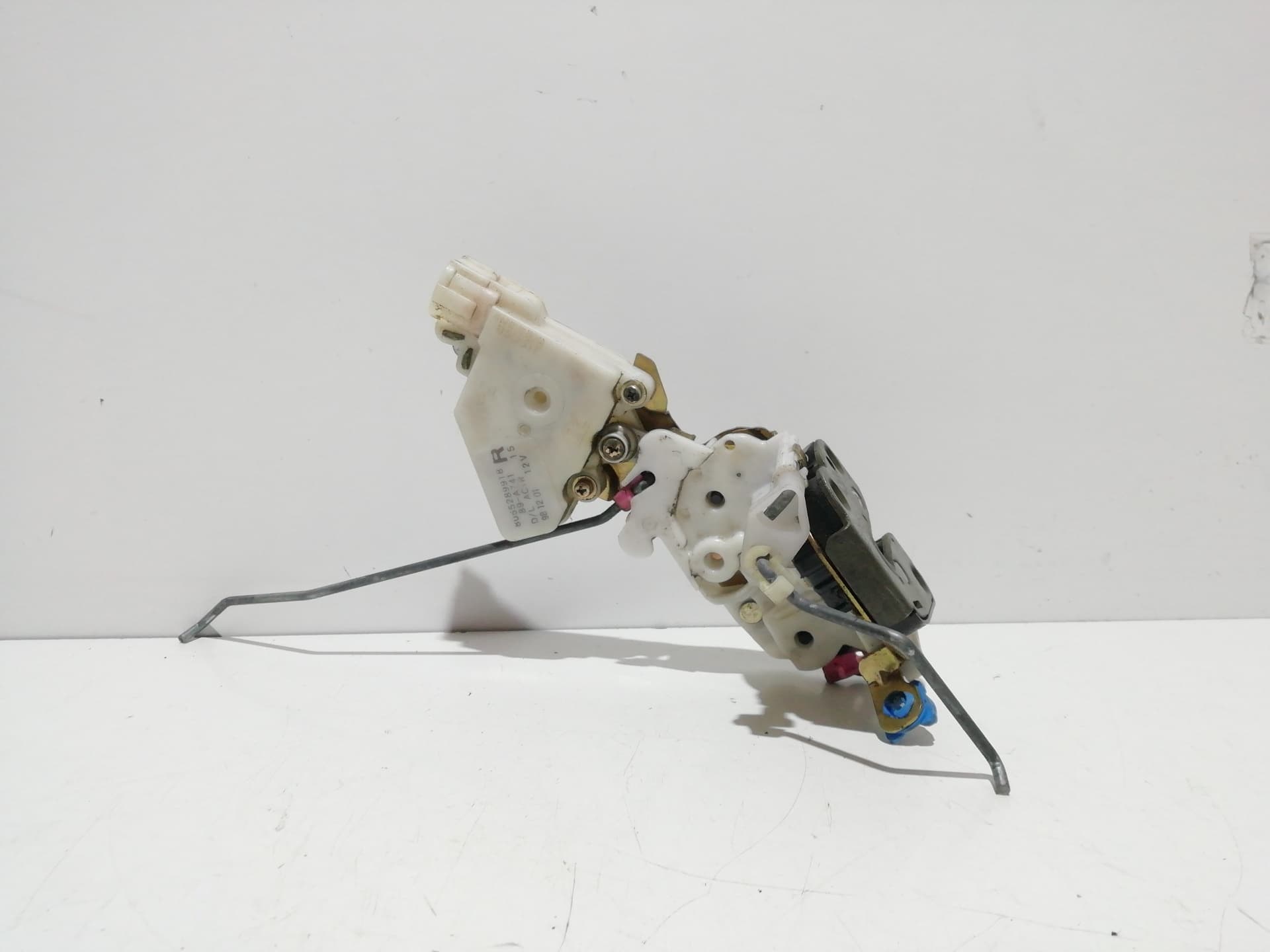Cerradura puerta delantera derecha NISSAN ALMERA (N15) 4