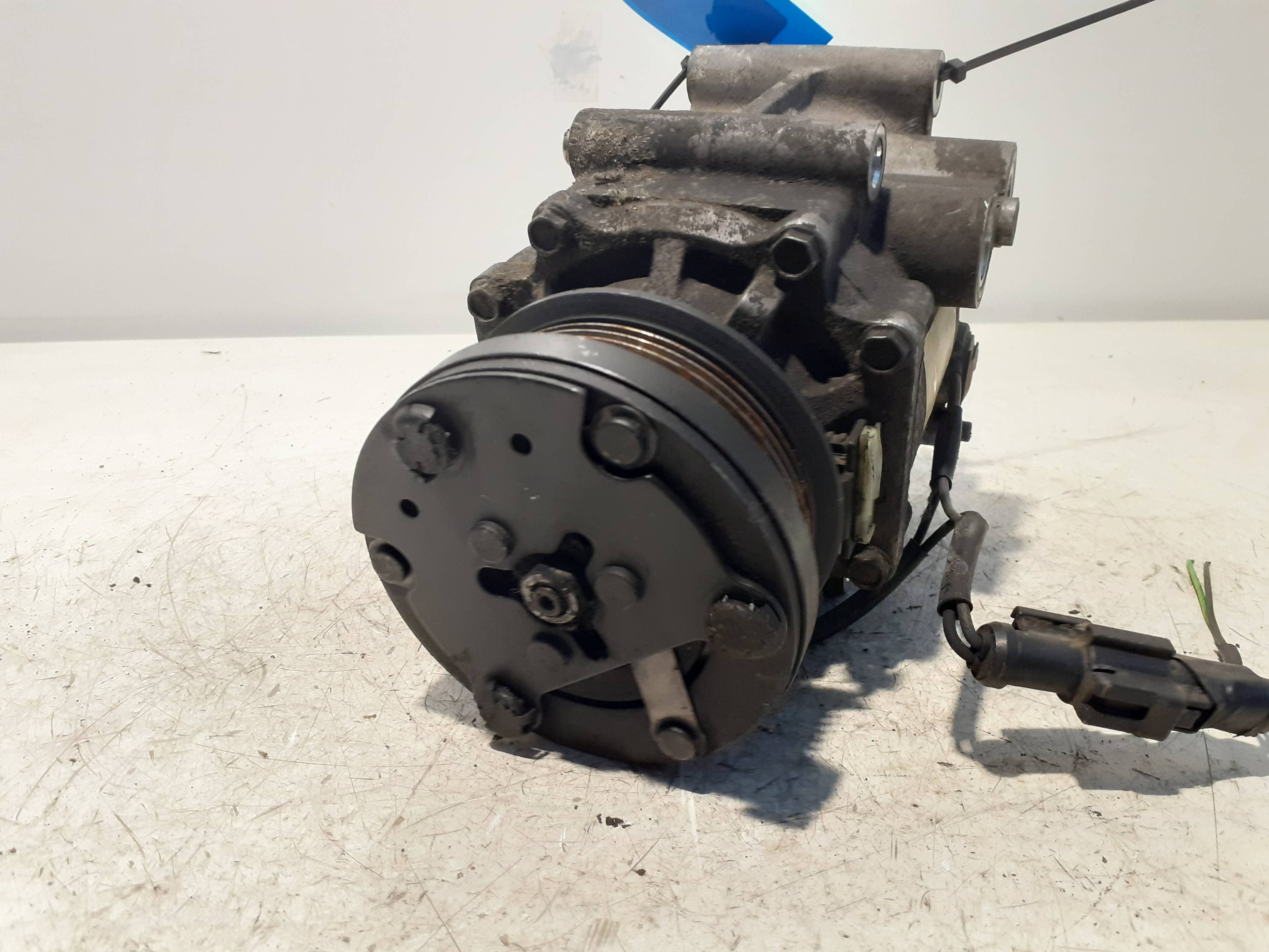 Recambio FORD FOCUS BERLINA (CAK) ref. XS4H19D629AD