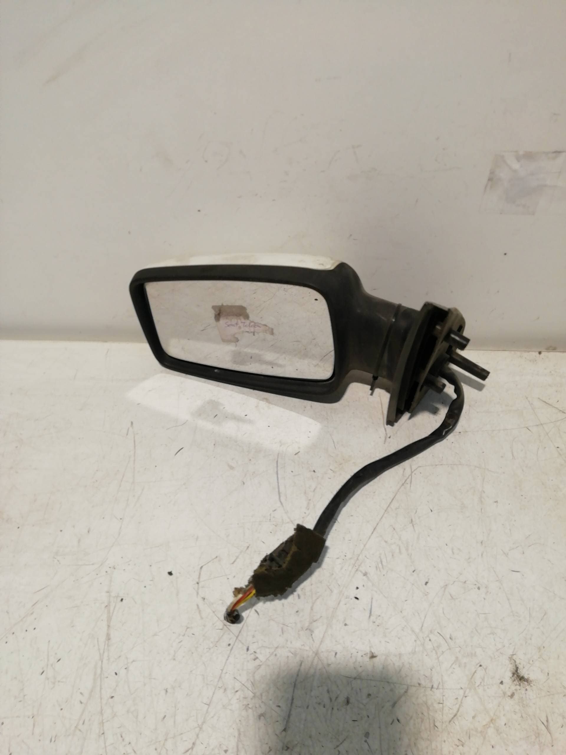 Retrovisor izquierdo SEAT TOLEDO (1L)