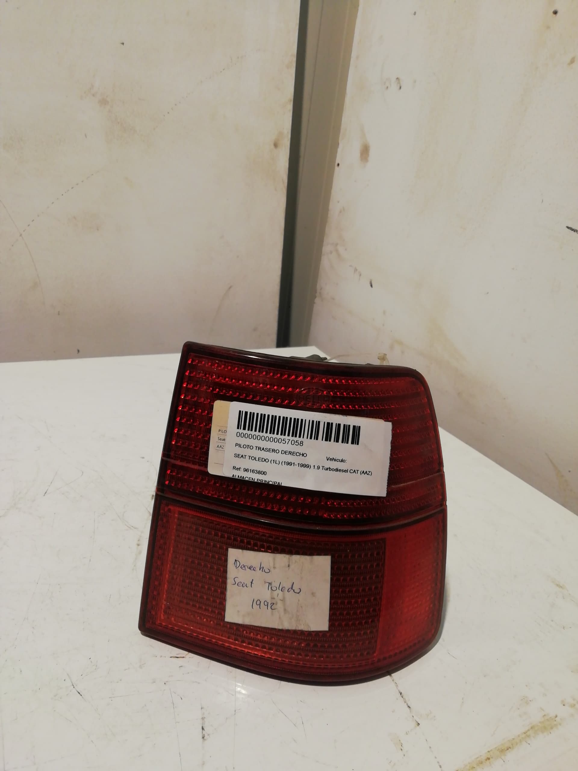 Piloto trasero derecho SEAT TOLEDO (1L)