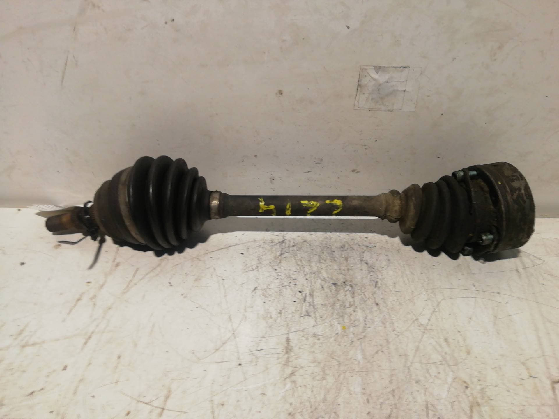 Transmision delantera izquierda SEAT TOLEDO (1L)