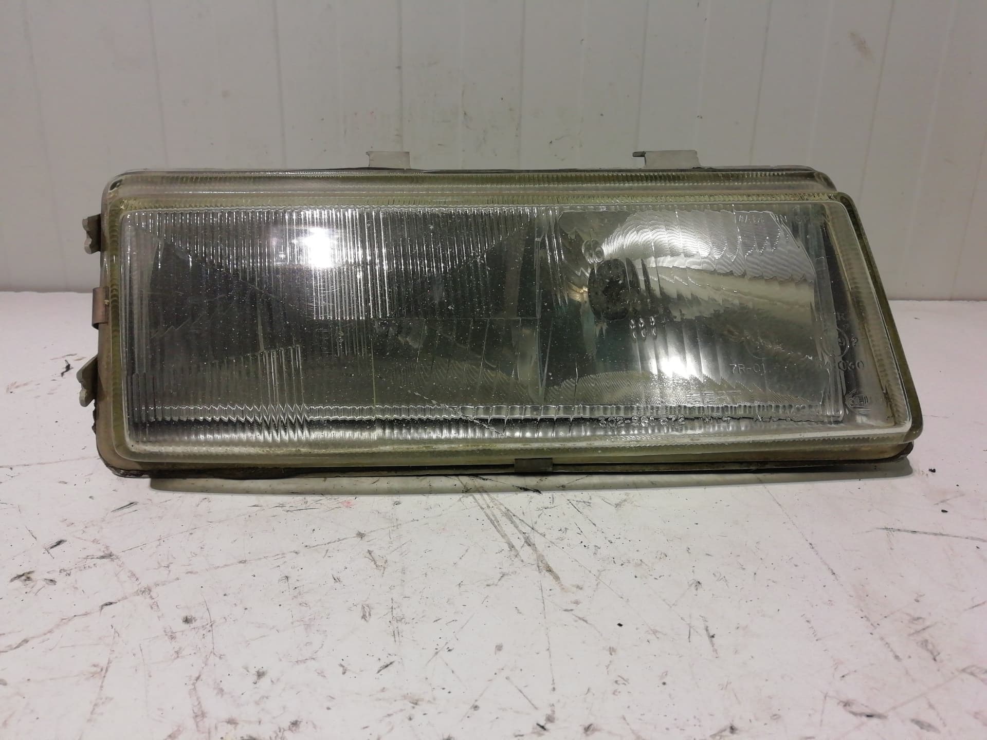 Faro derecho SEAT TOLEDO (1L)