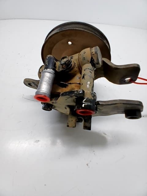 Bomba direccion NISSAN PICK UP (D22)