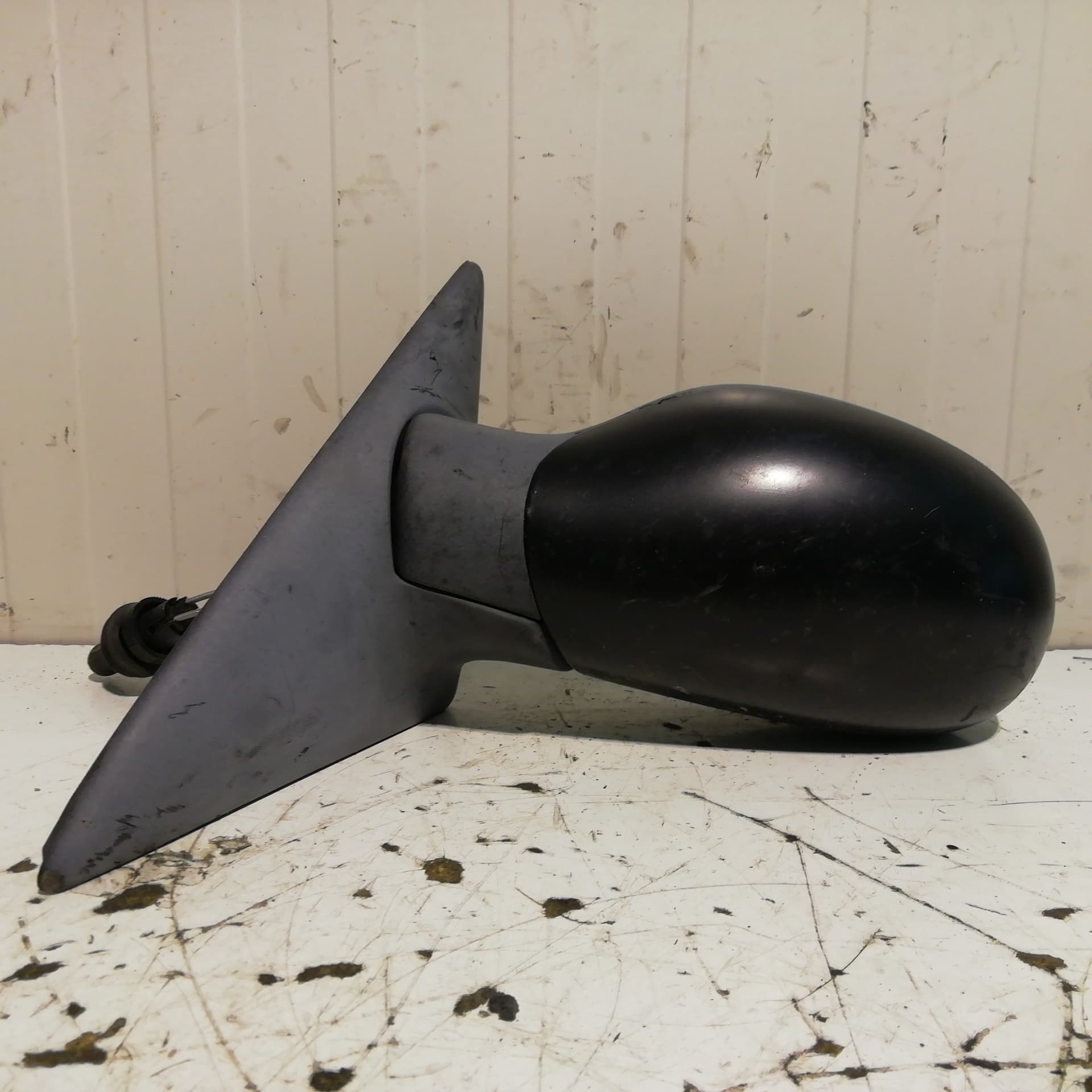 Retrovisor izquierdo RENAULT LAGUNA (B56) 2