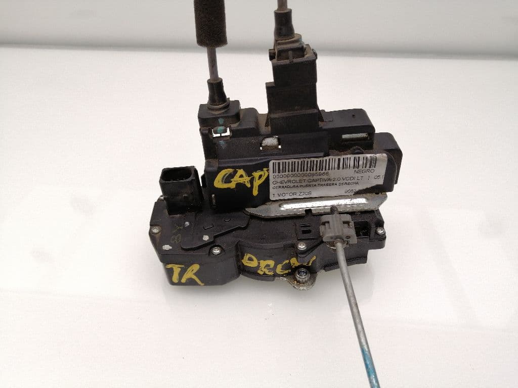 Cerradura puerta trasera derecha CHEVROLET CAPTIVA 2