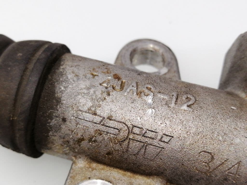 Bombin embrague NISSAN TERRANO/TERRANO.II (R20) 5
