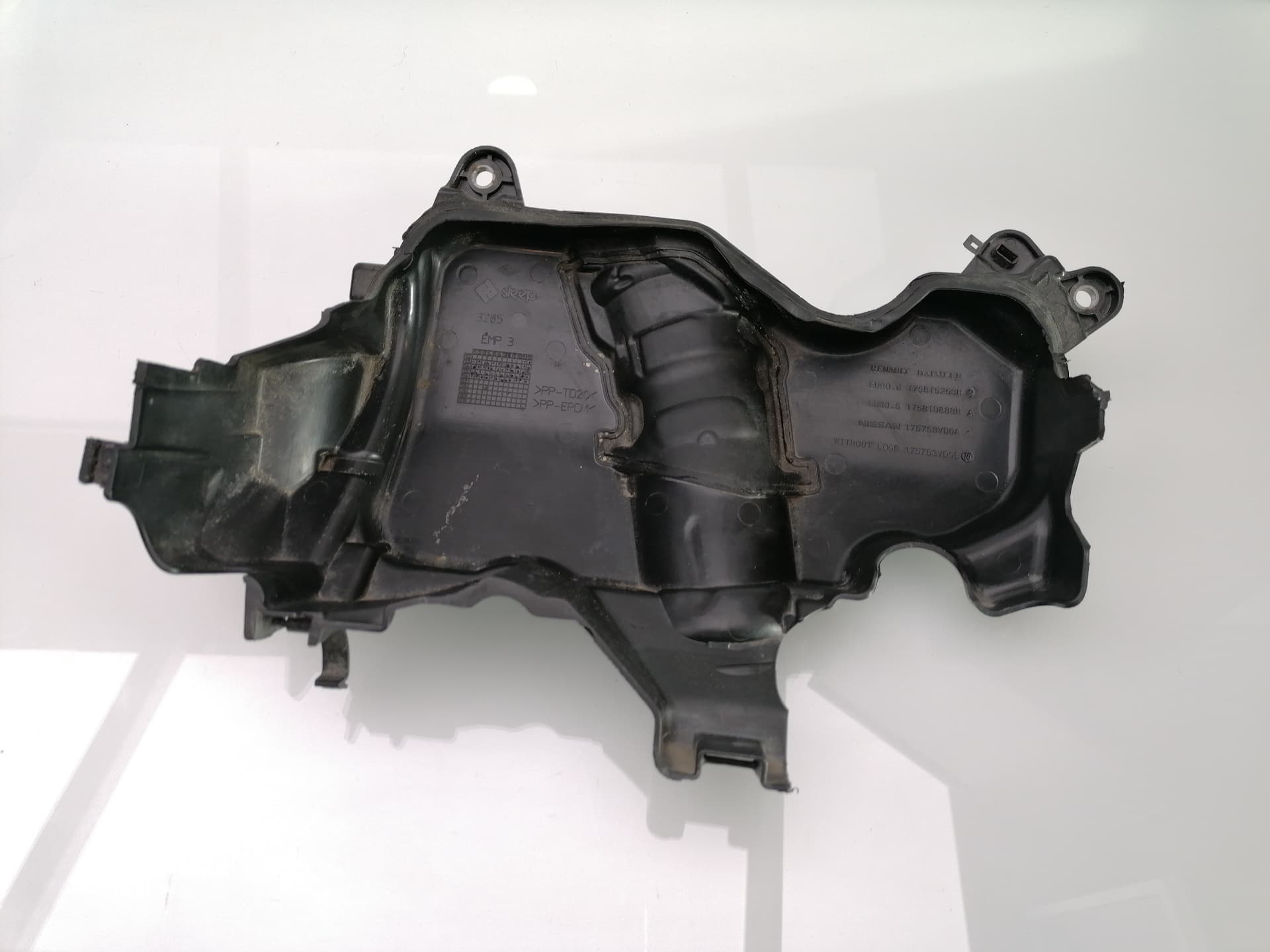 Plastico RENAULT CLIO IV 3